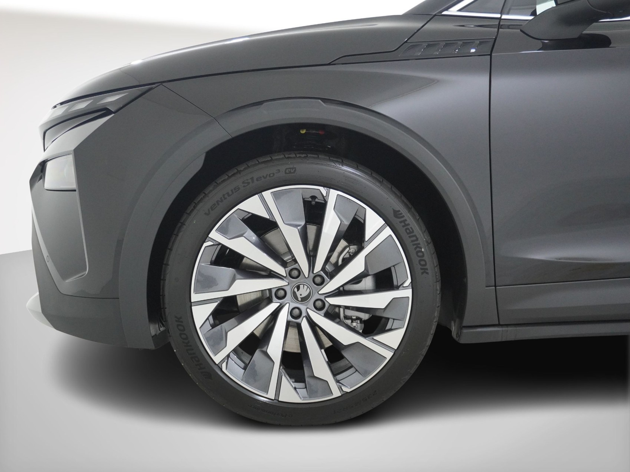 listing desktop thumbnail image 10