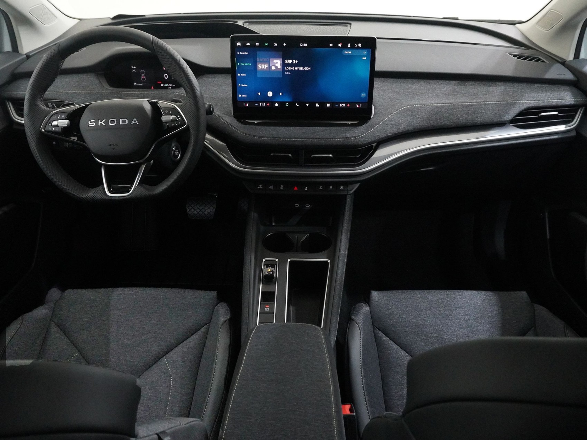 listing desktop thumbnail image 12