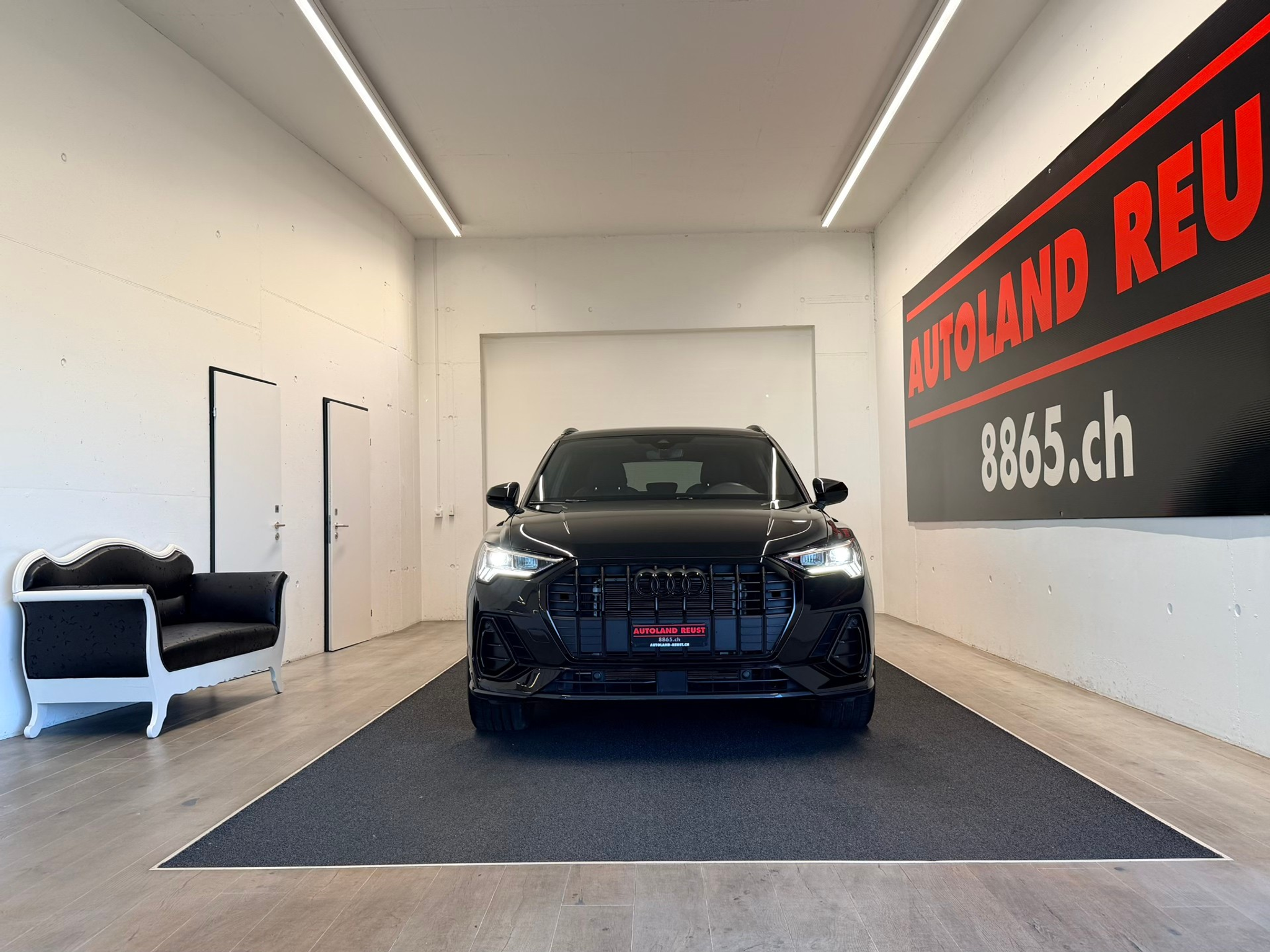 listing desktop thumbnail image 1