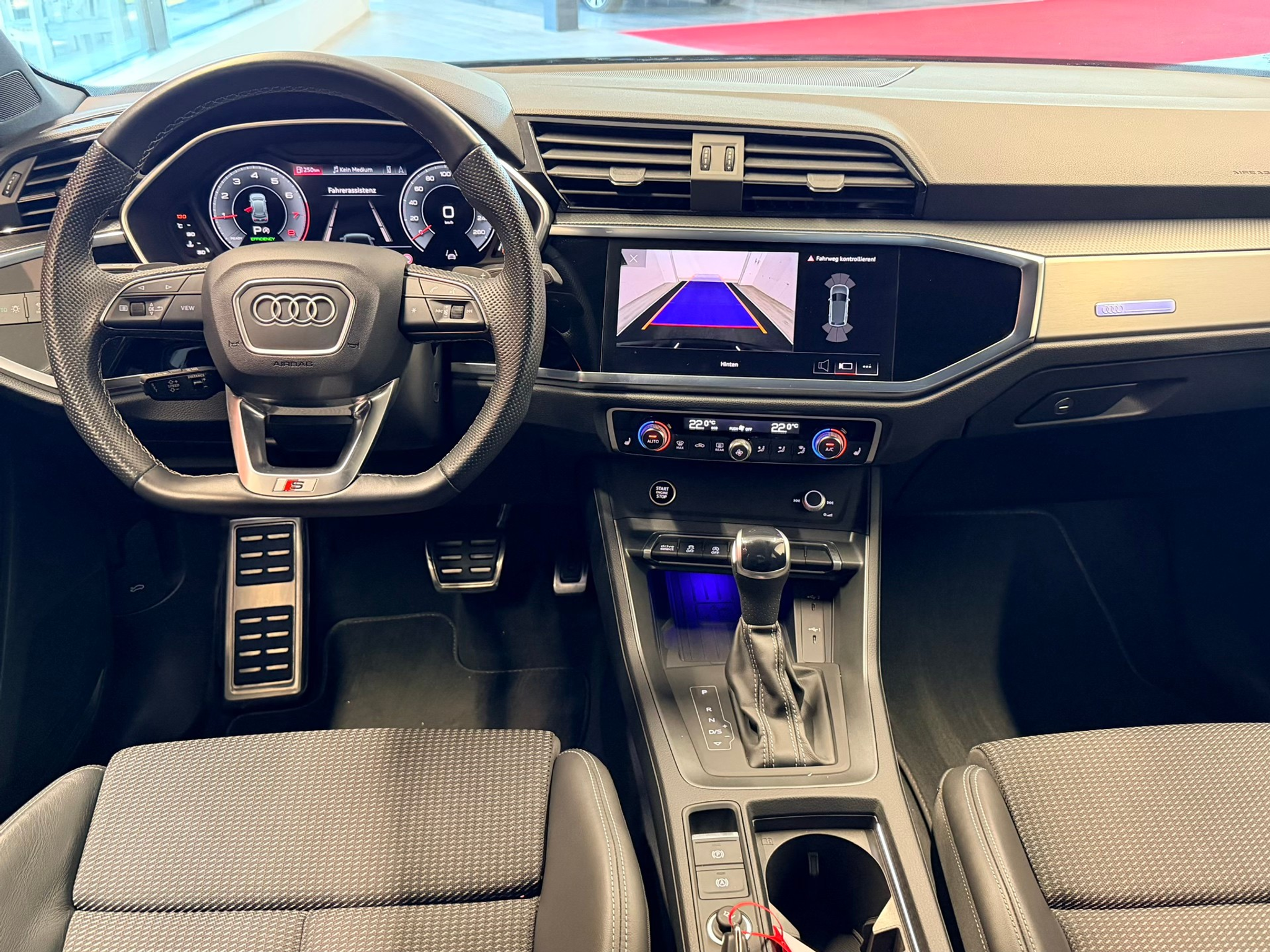 listing desktop thumbnail image 15