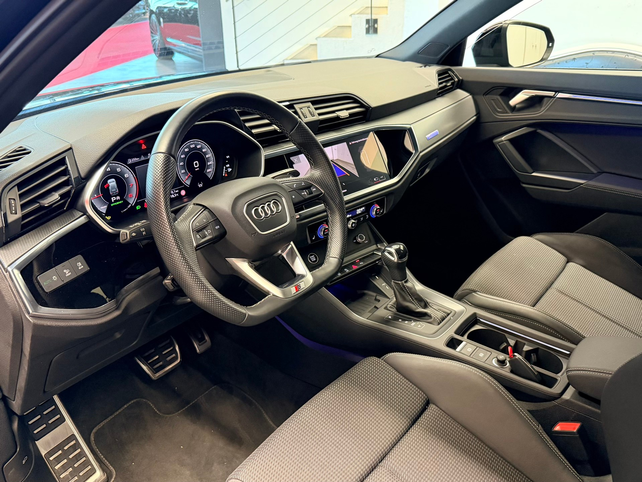 listing desktop thumbnail image 10