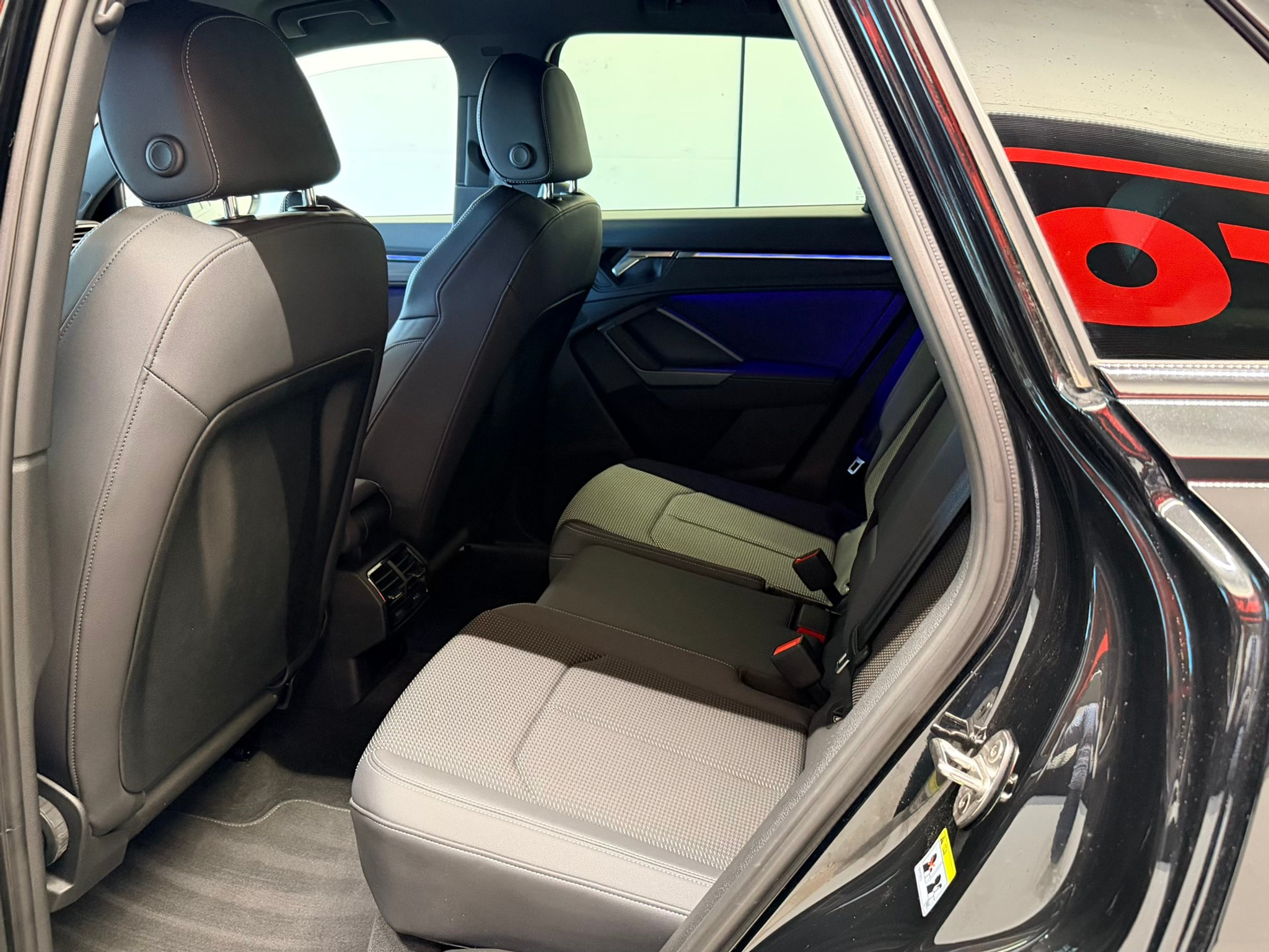 listing desktop thumbnail image 14