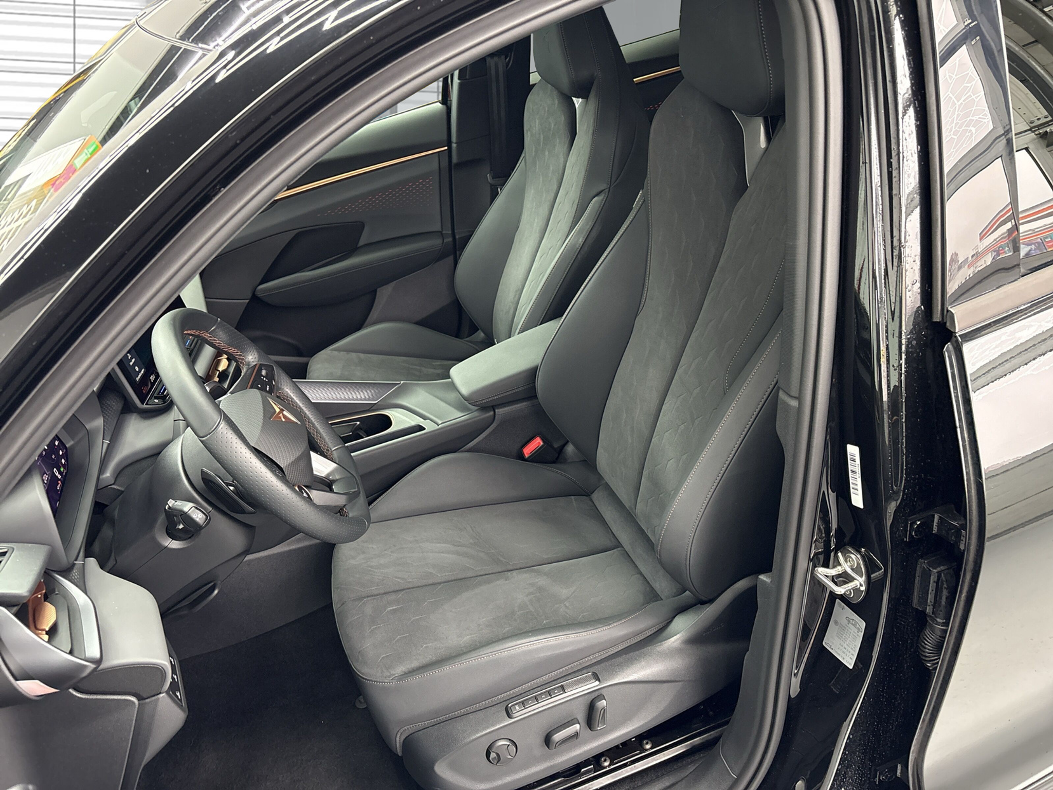 listing desktop thumbnail image 19