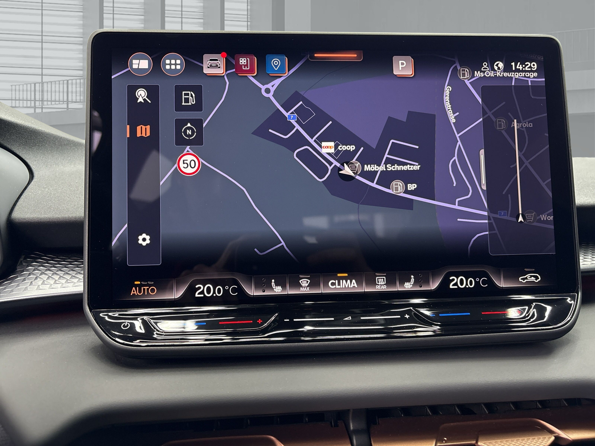 listing desktop thumbnail image 17