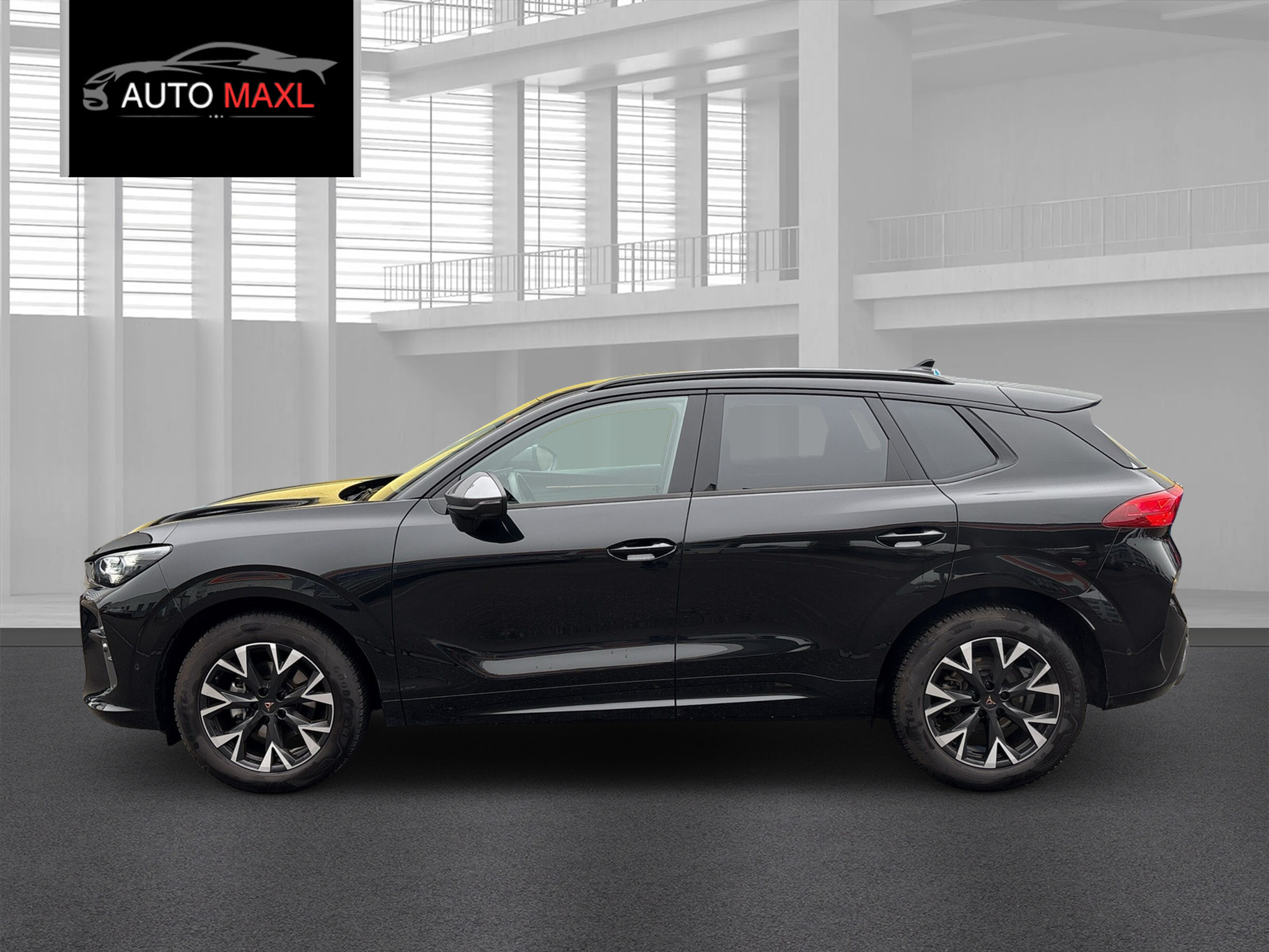 listing desktop thumbnail image 4