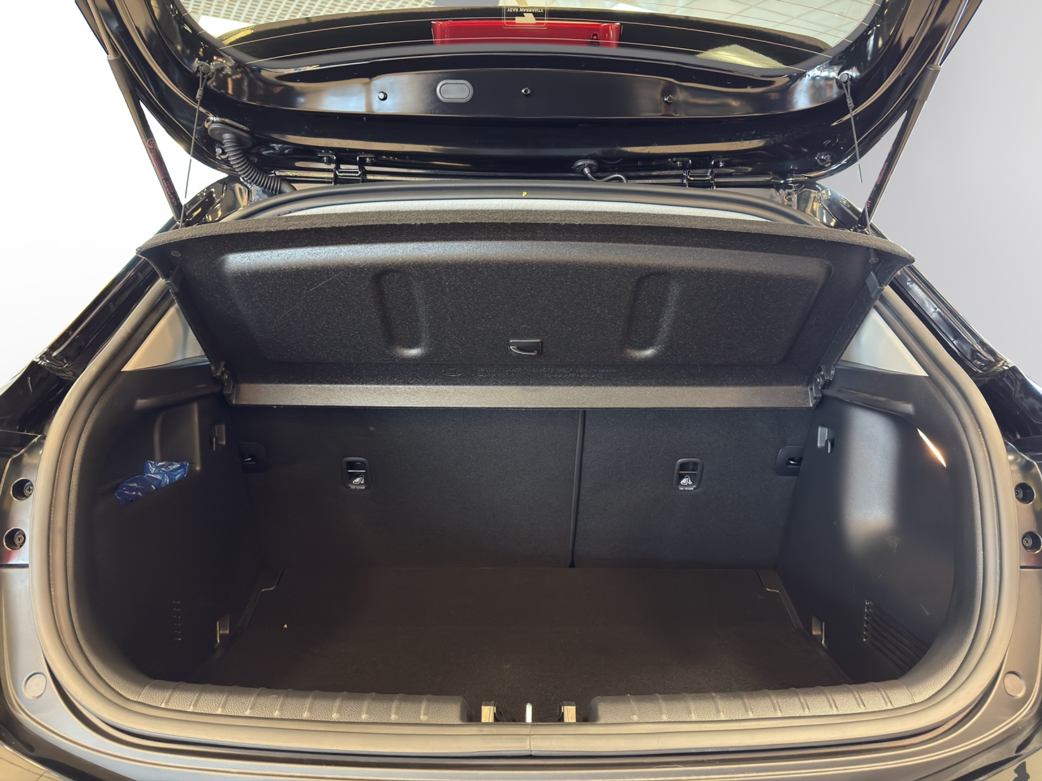 listing desktop thumbnail image 6