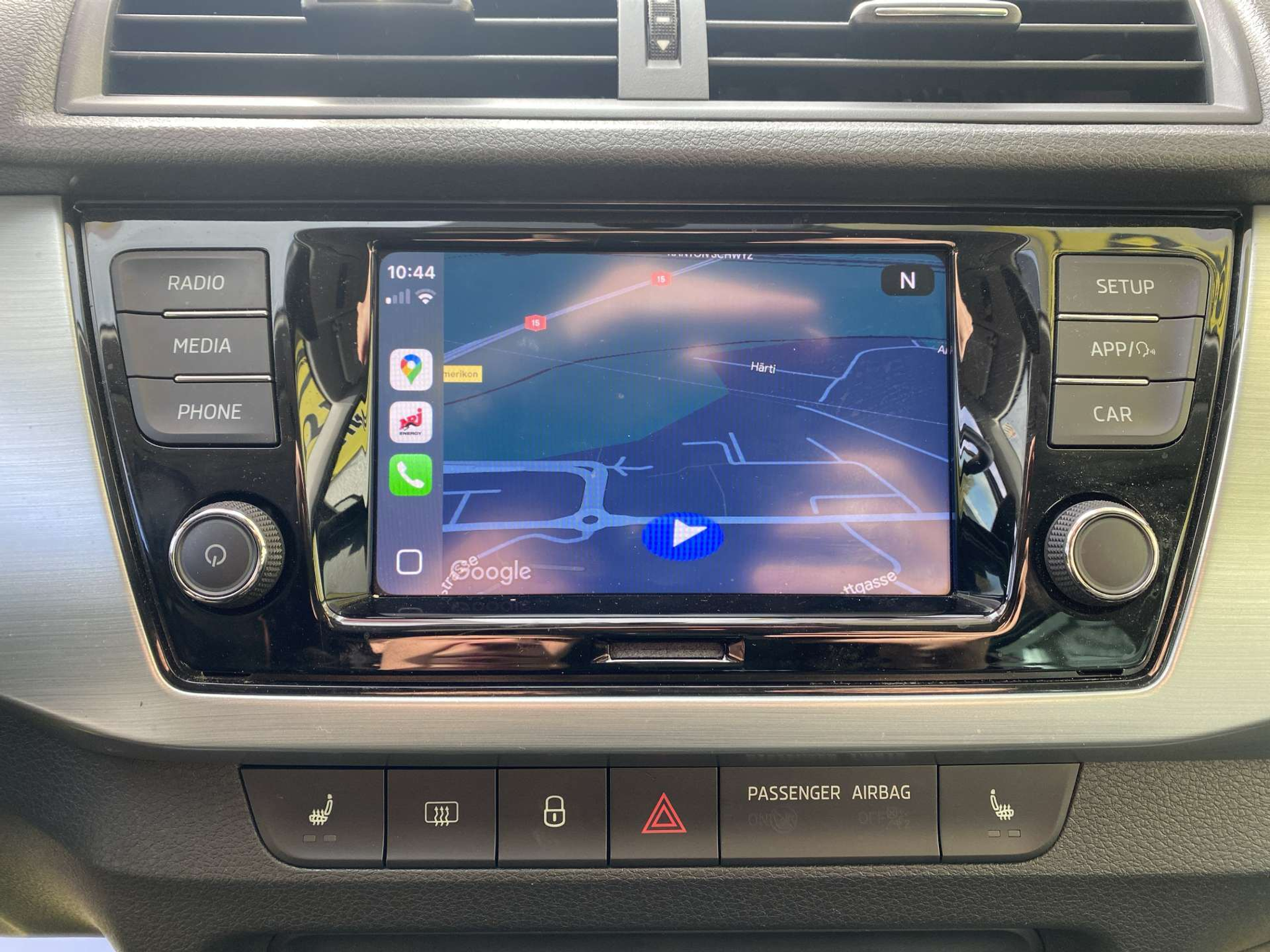 listing desktop thumbnail image 1