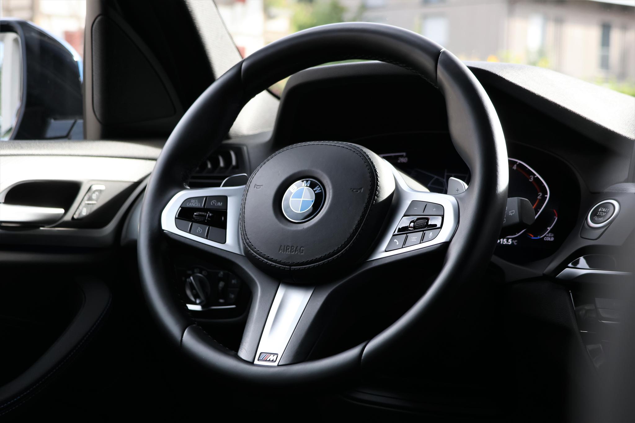 listing desktop thumbnail image 13