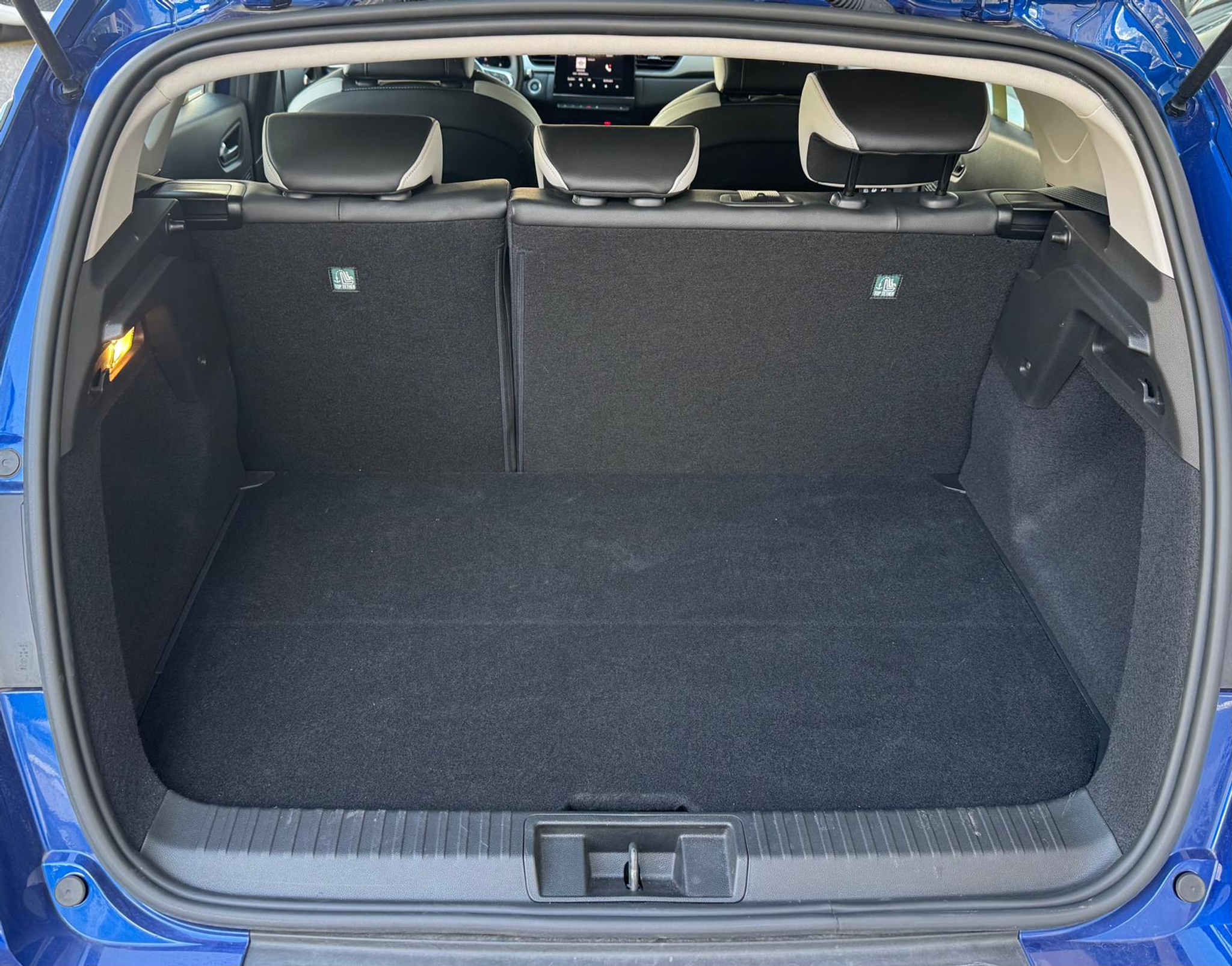 listing desktop thumbnail image 9