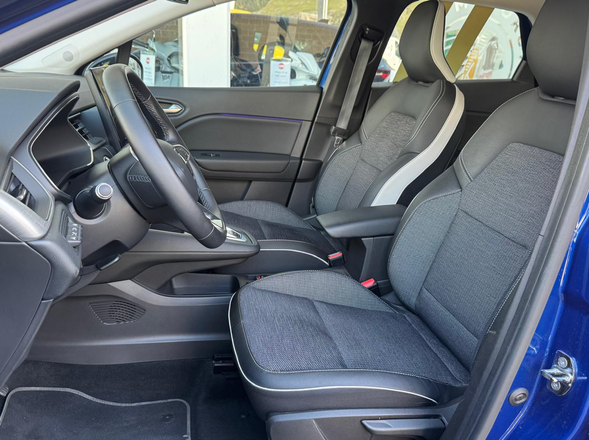 listing desktop thumbnail image 7