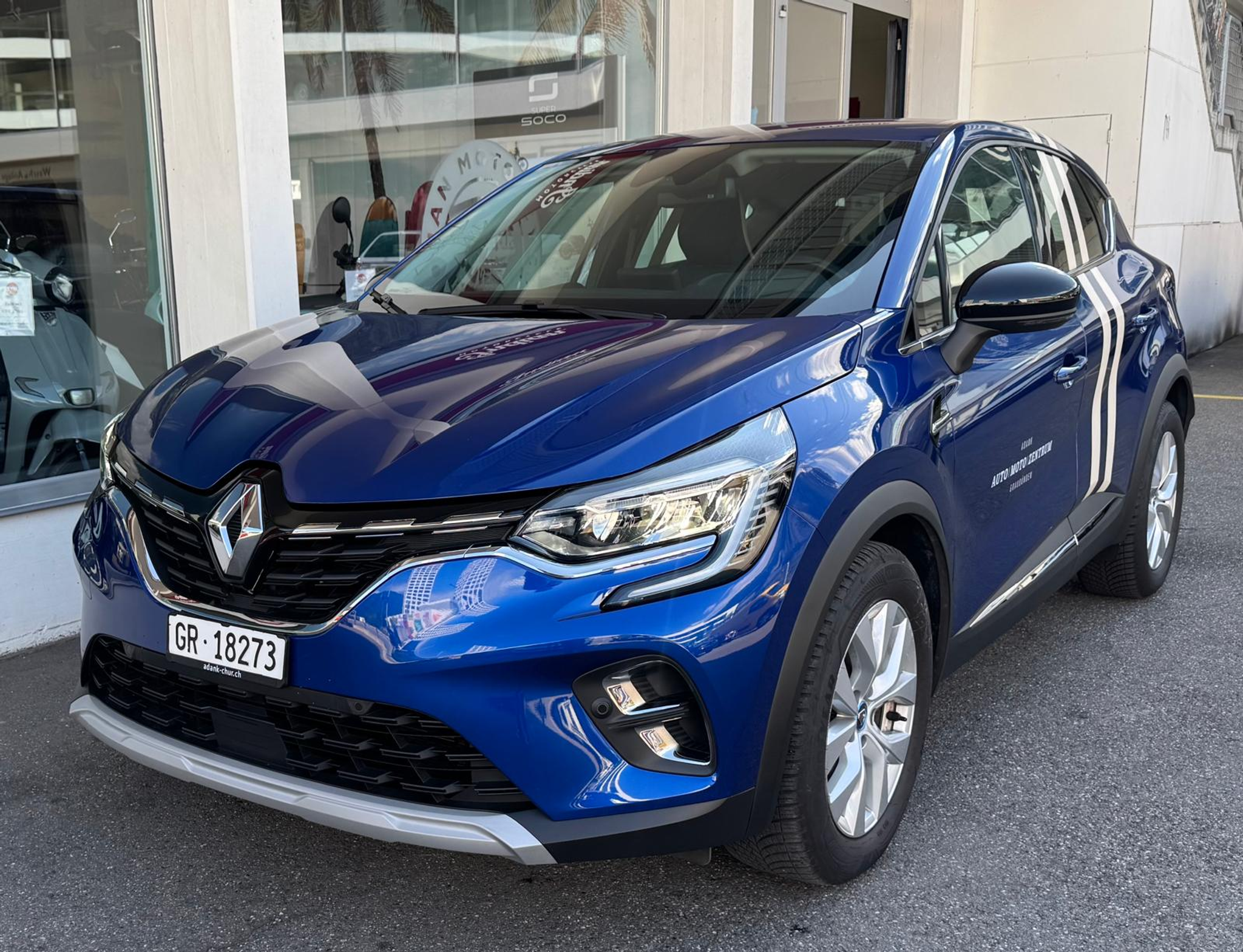 listing desktop thumbnail image 5