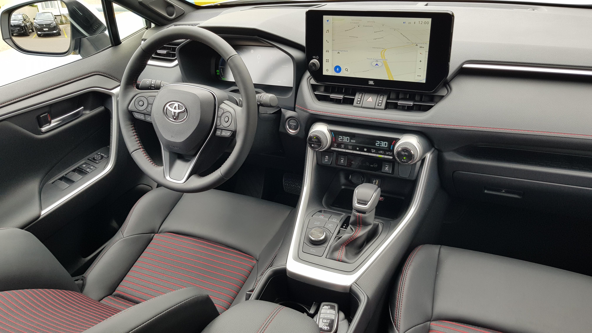 listing desktop thumbnail image 4