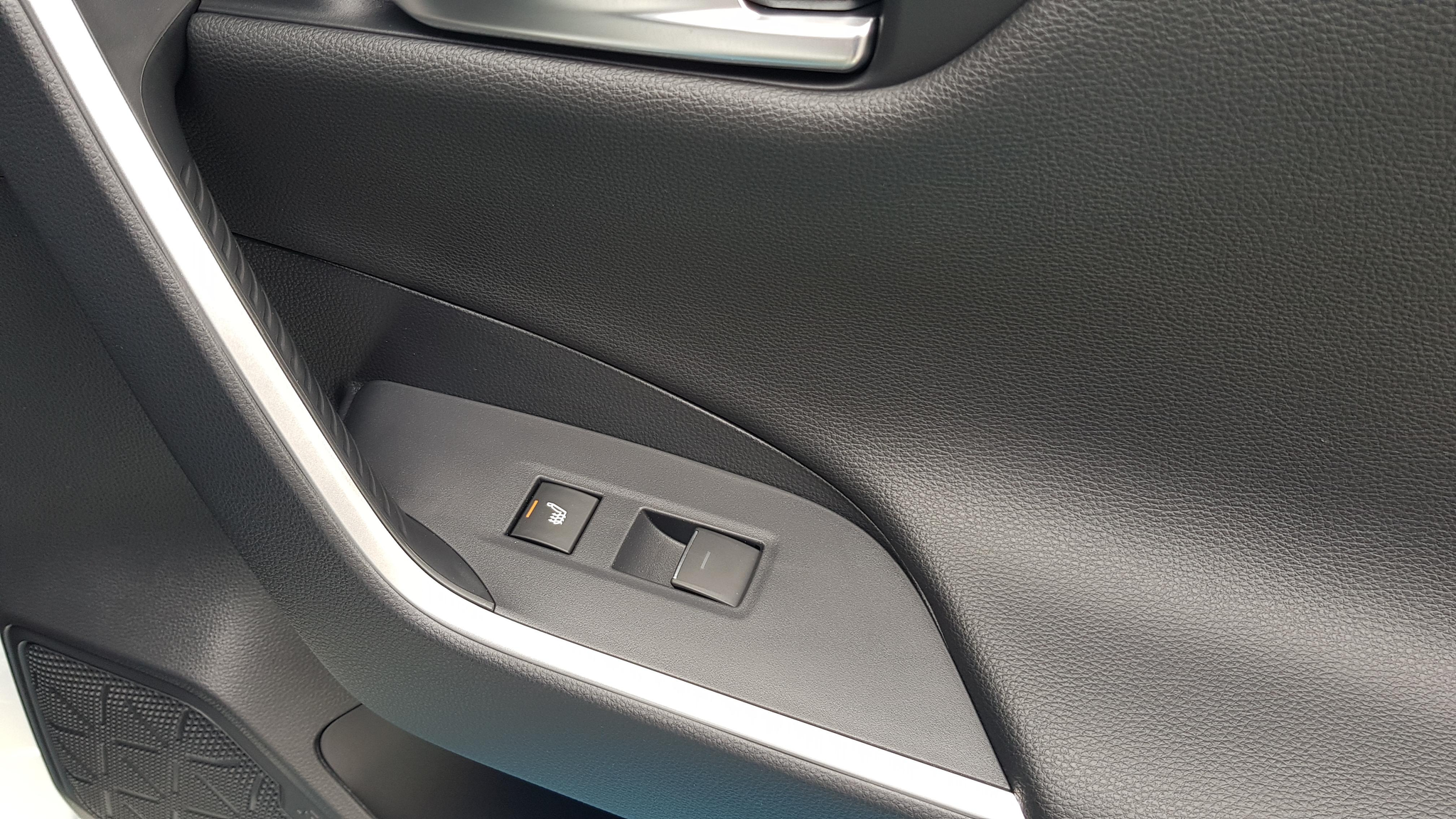 listing desktop thumbnail image 10