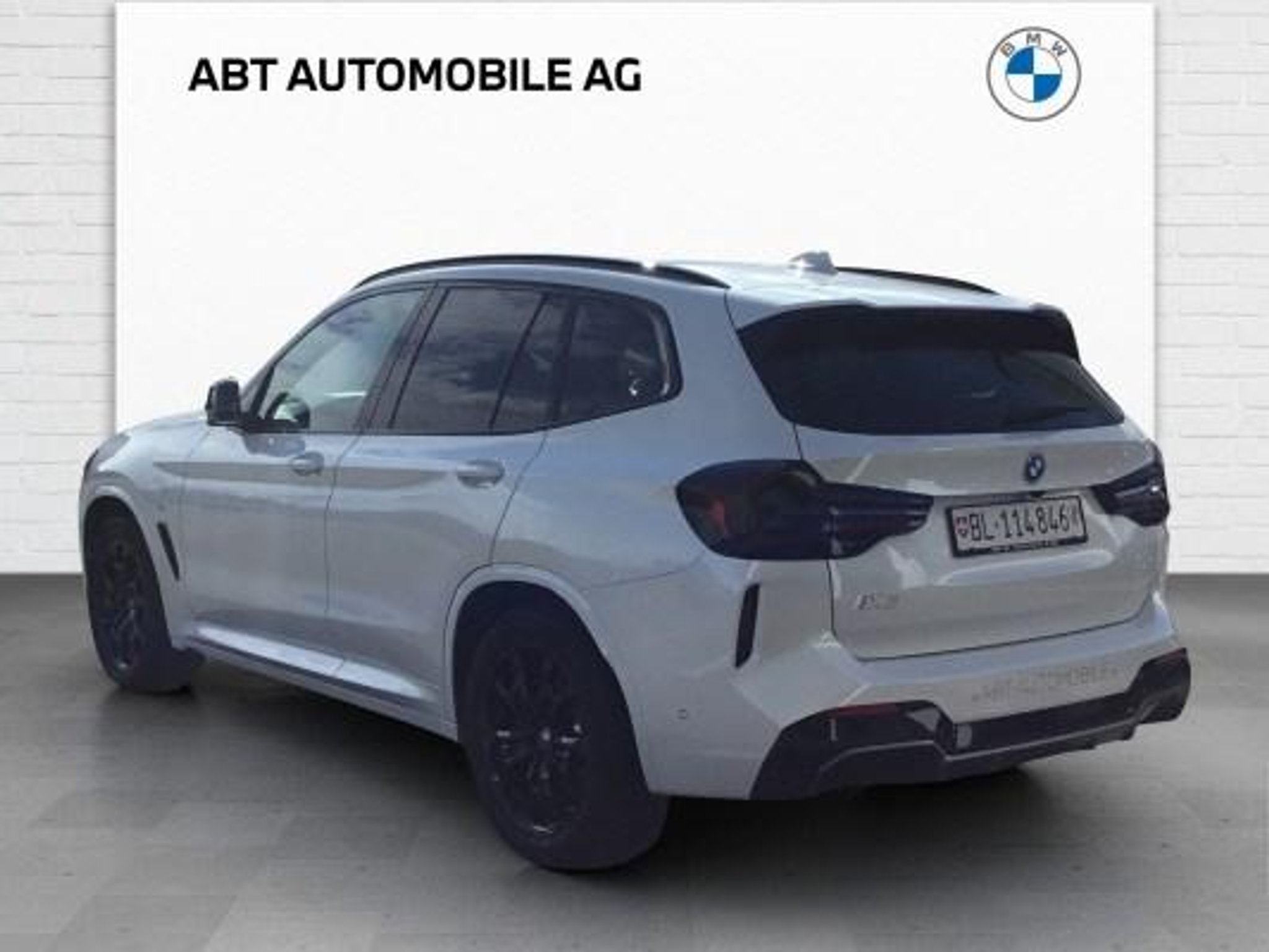 listing desktop thumbnail image 2