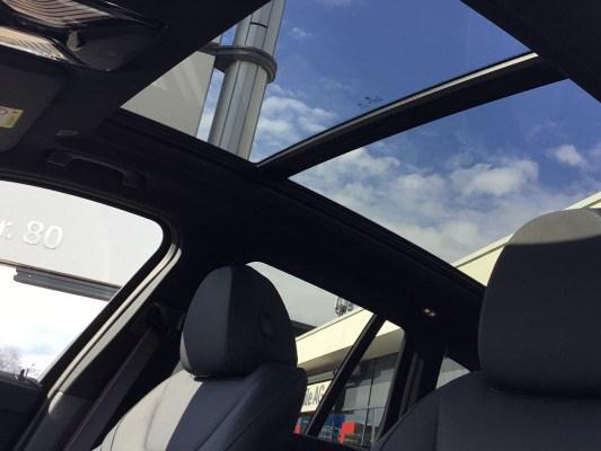 listing desktop thumbnail image 9