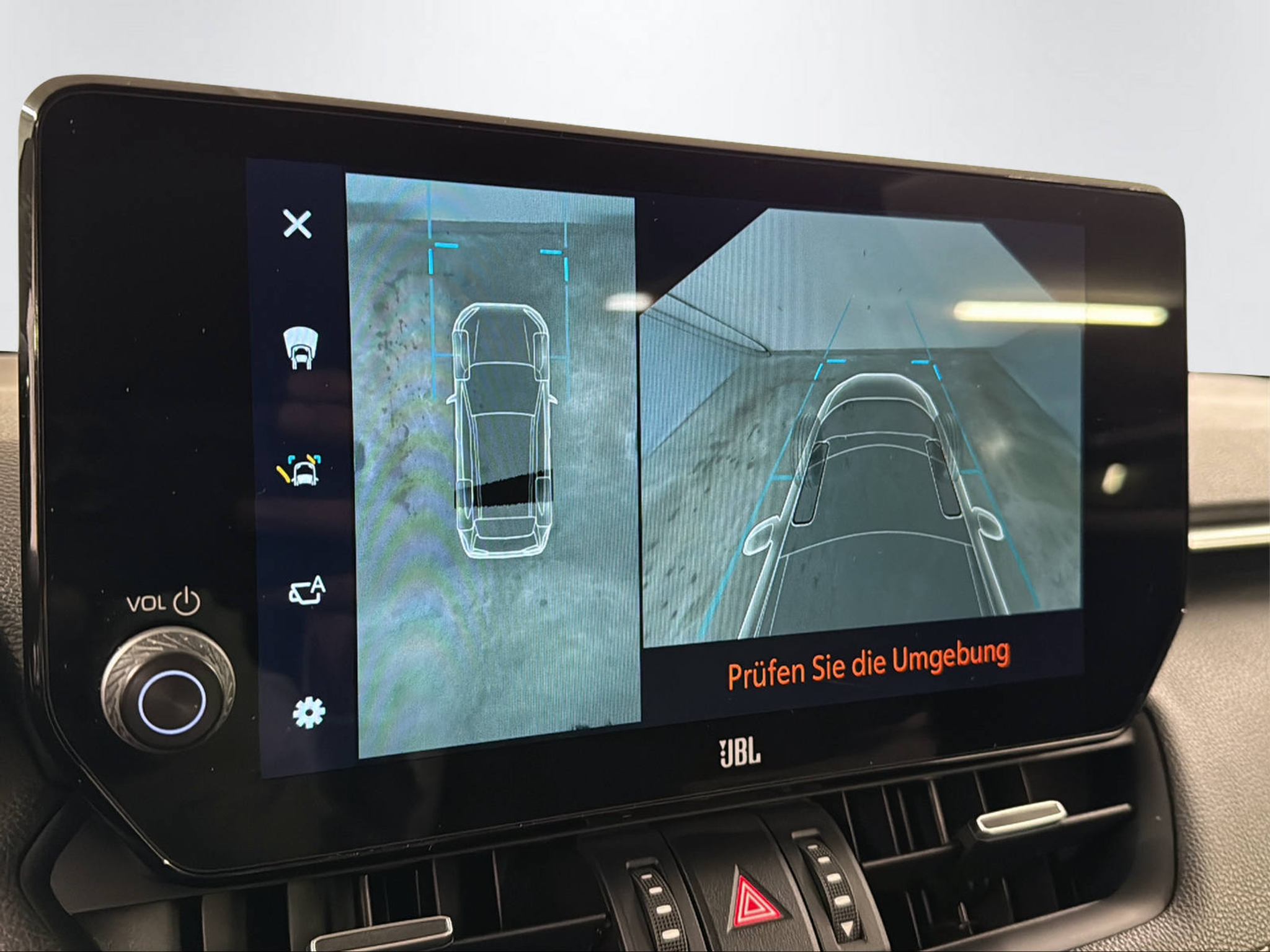 listing desktop thumbnail image 16