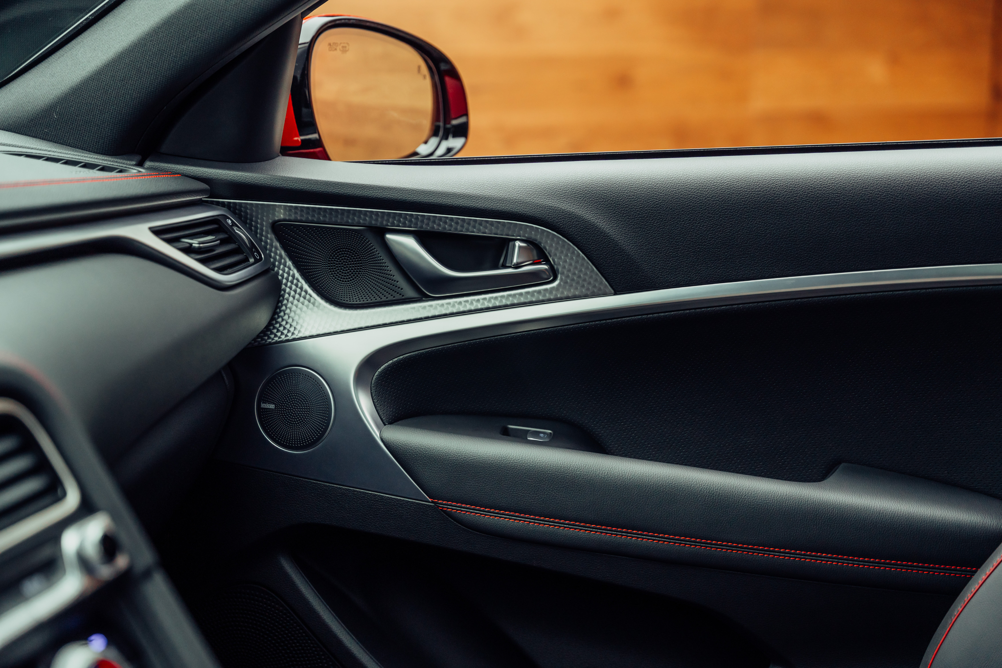 listing desktop thumbnail image 12