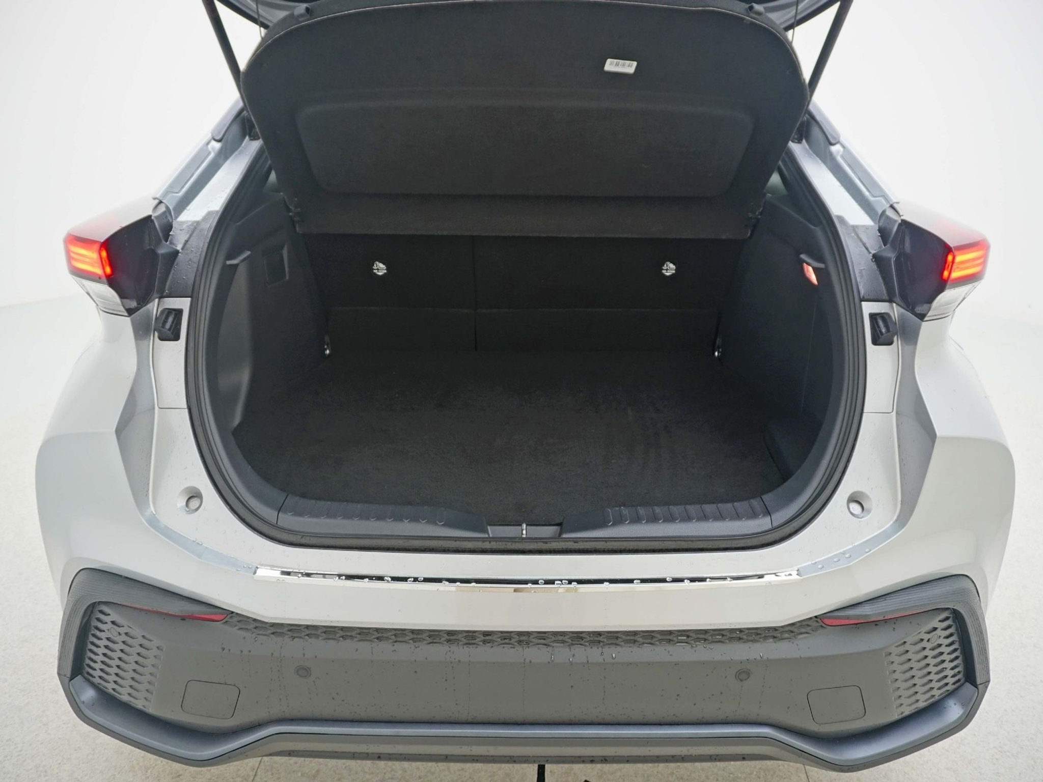 listing desktop thumbnail image 12