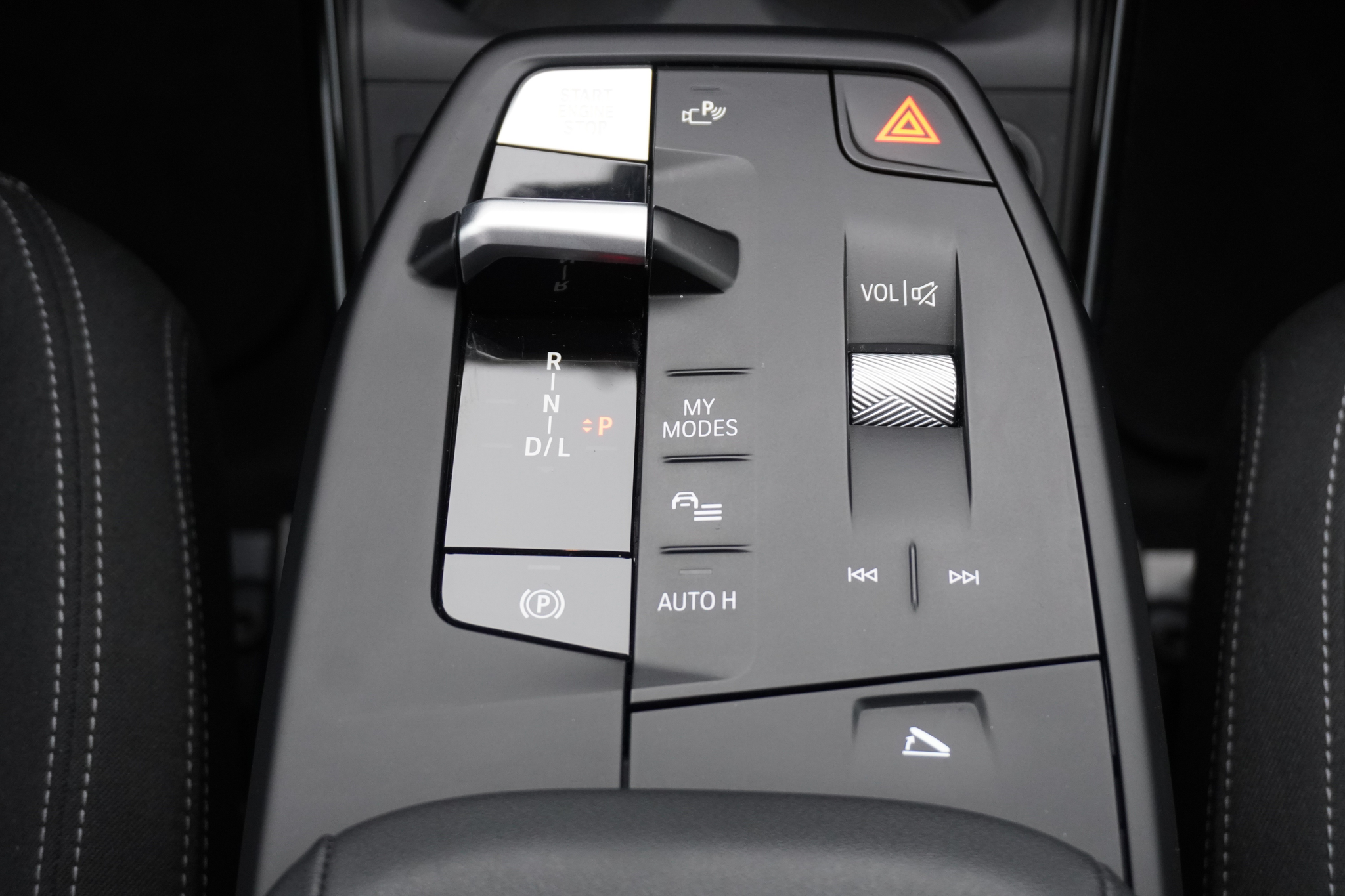 listing desktop thumbnail image 14