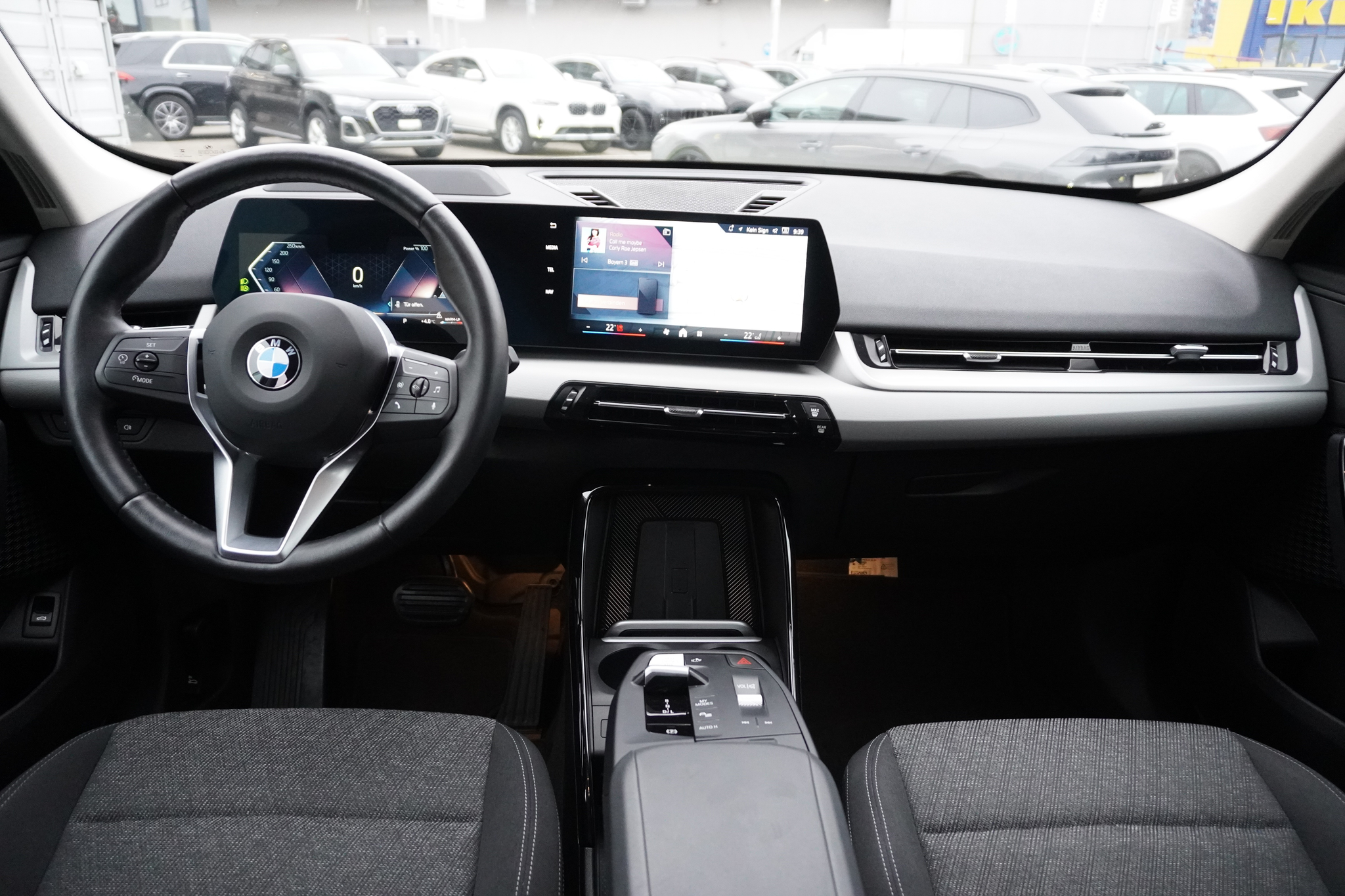 listing desktop thumbnail image 15