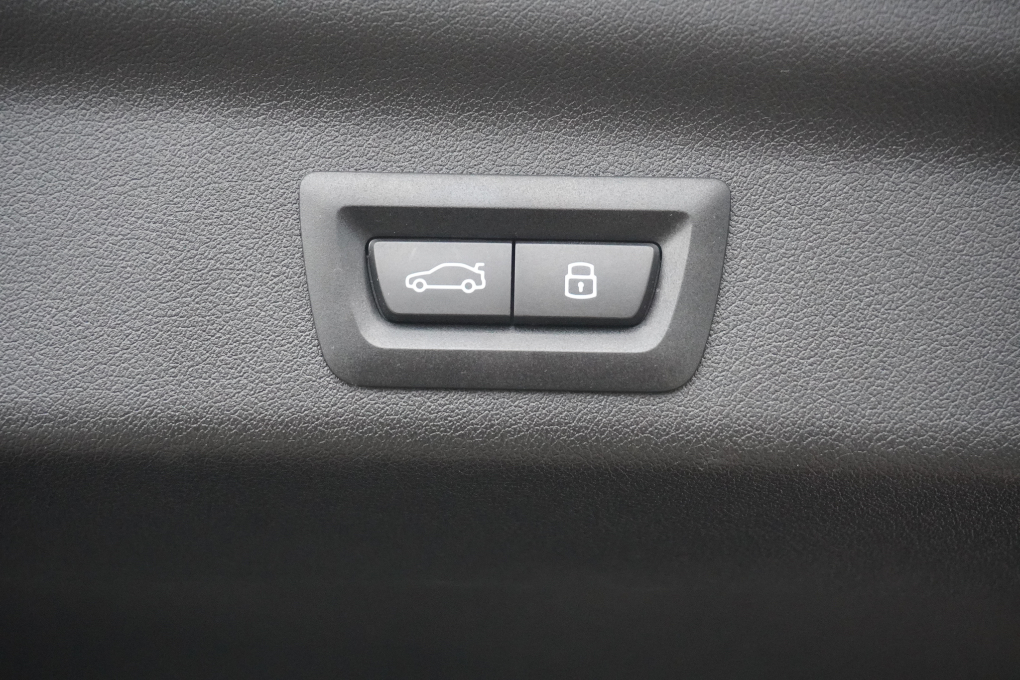 listing desktop thumbnail image 10