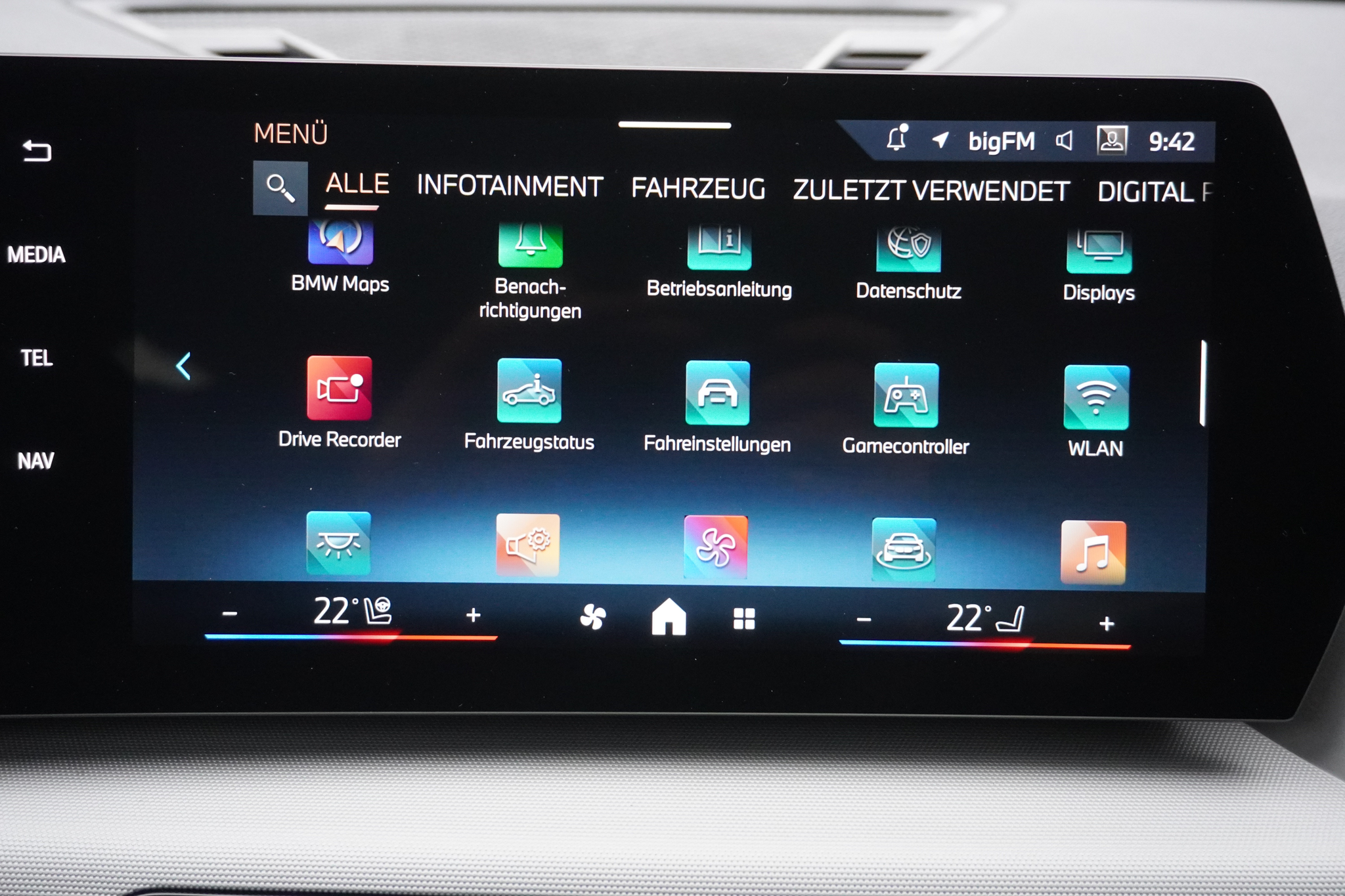 listing desktop thumbnail image 26