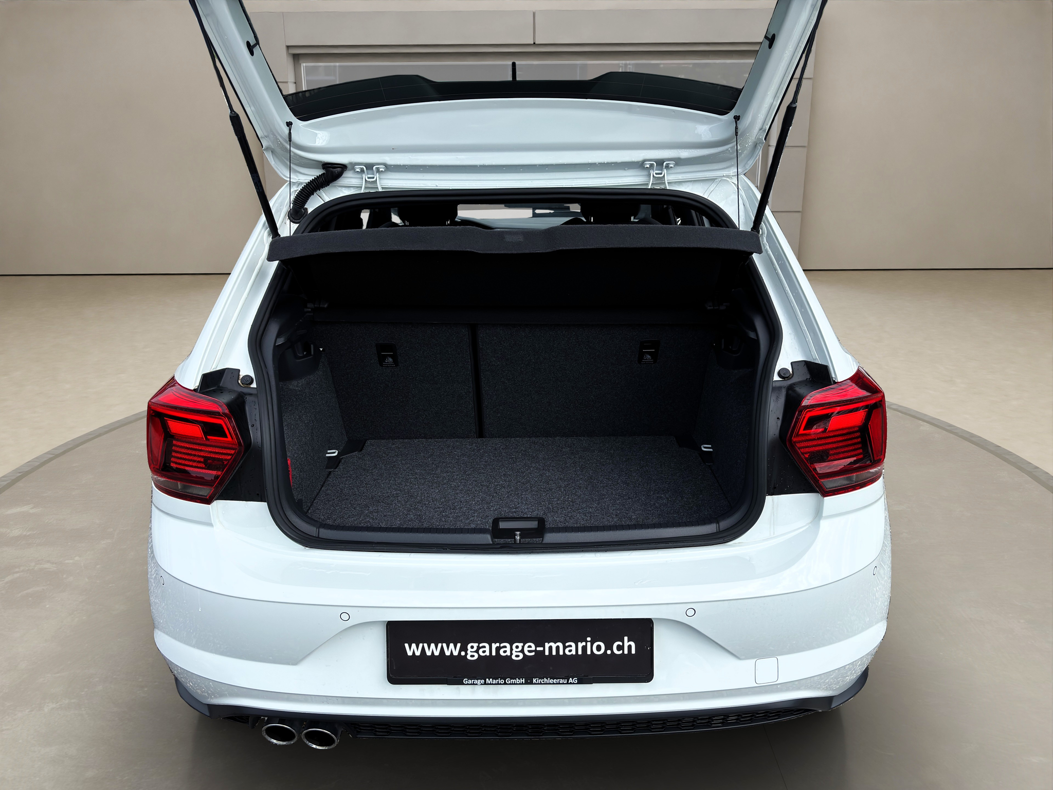 listing desktop thumbnail image 15