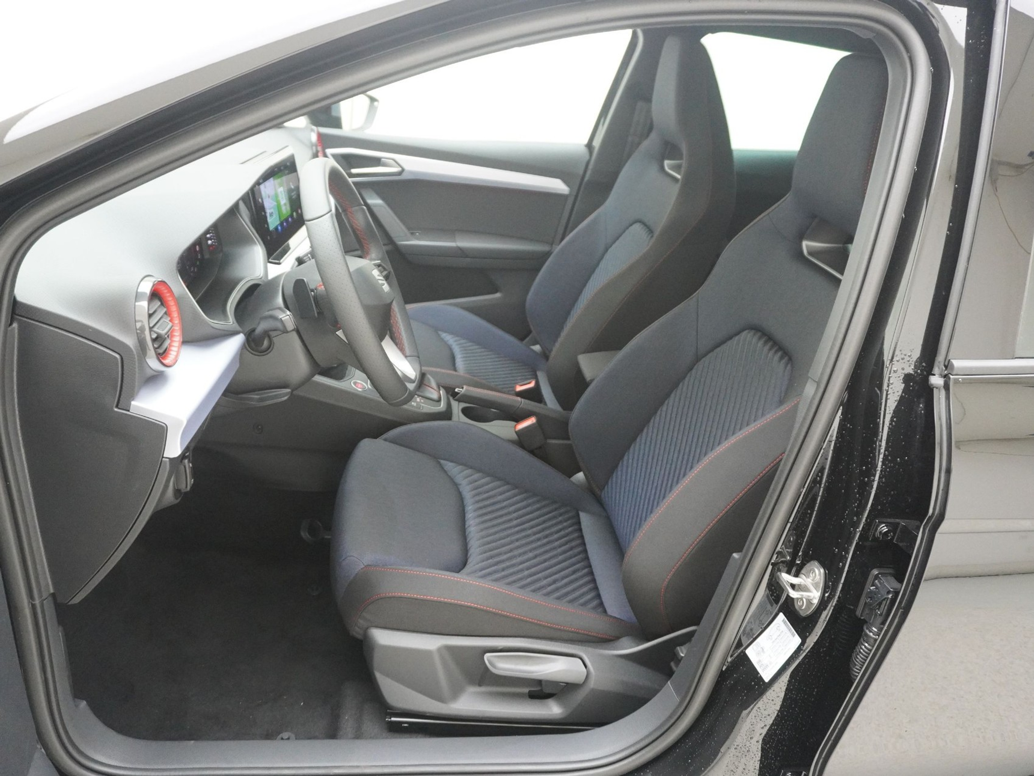 listing desktop thumbnail image 11