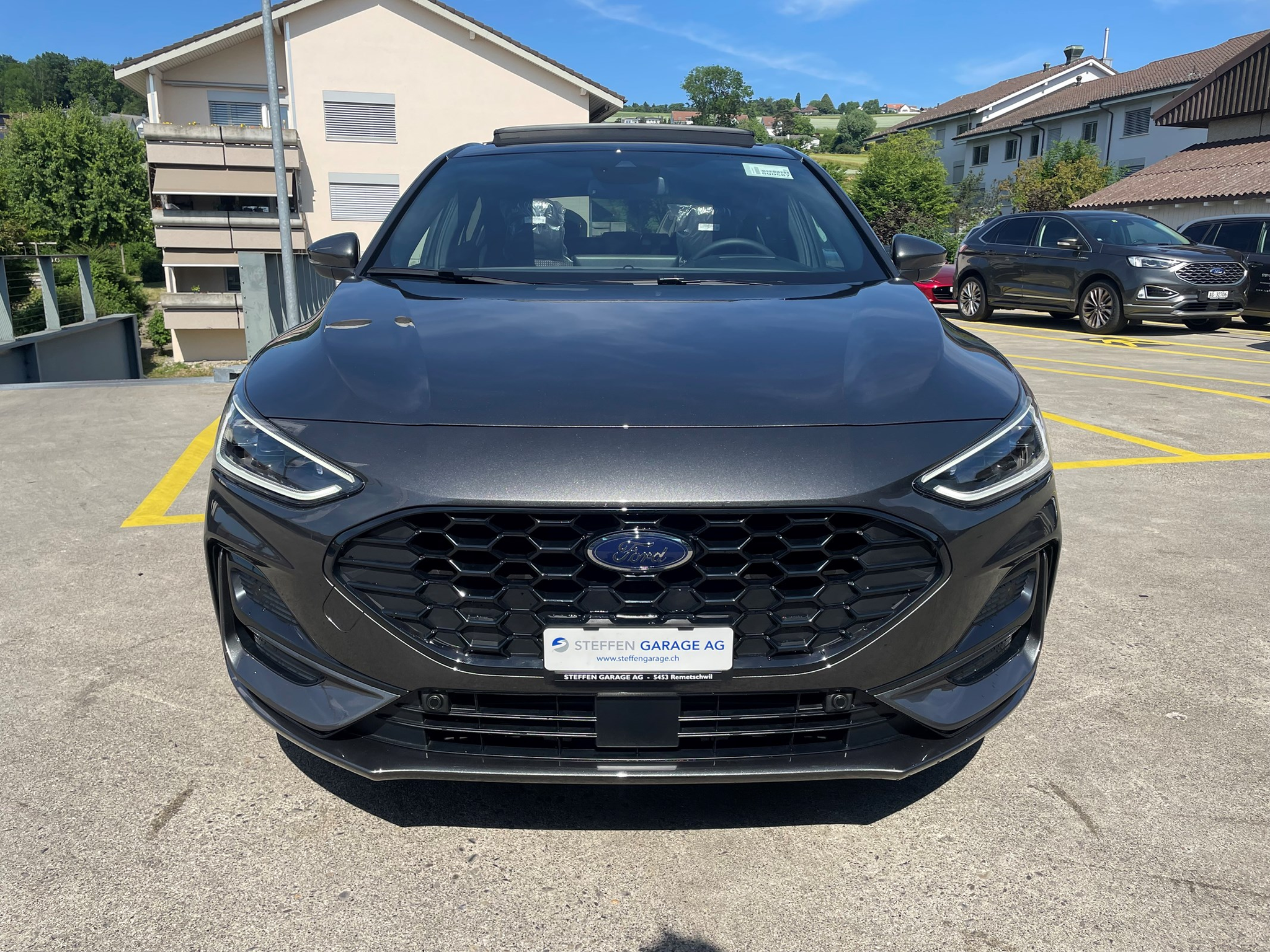 listing desktop thumbnail image 10