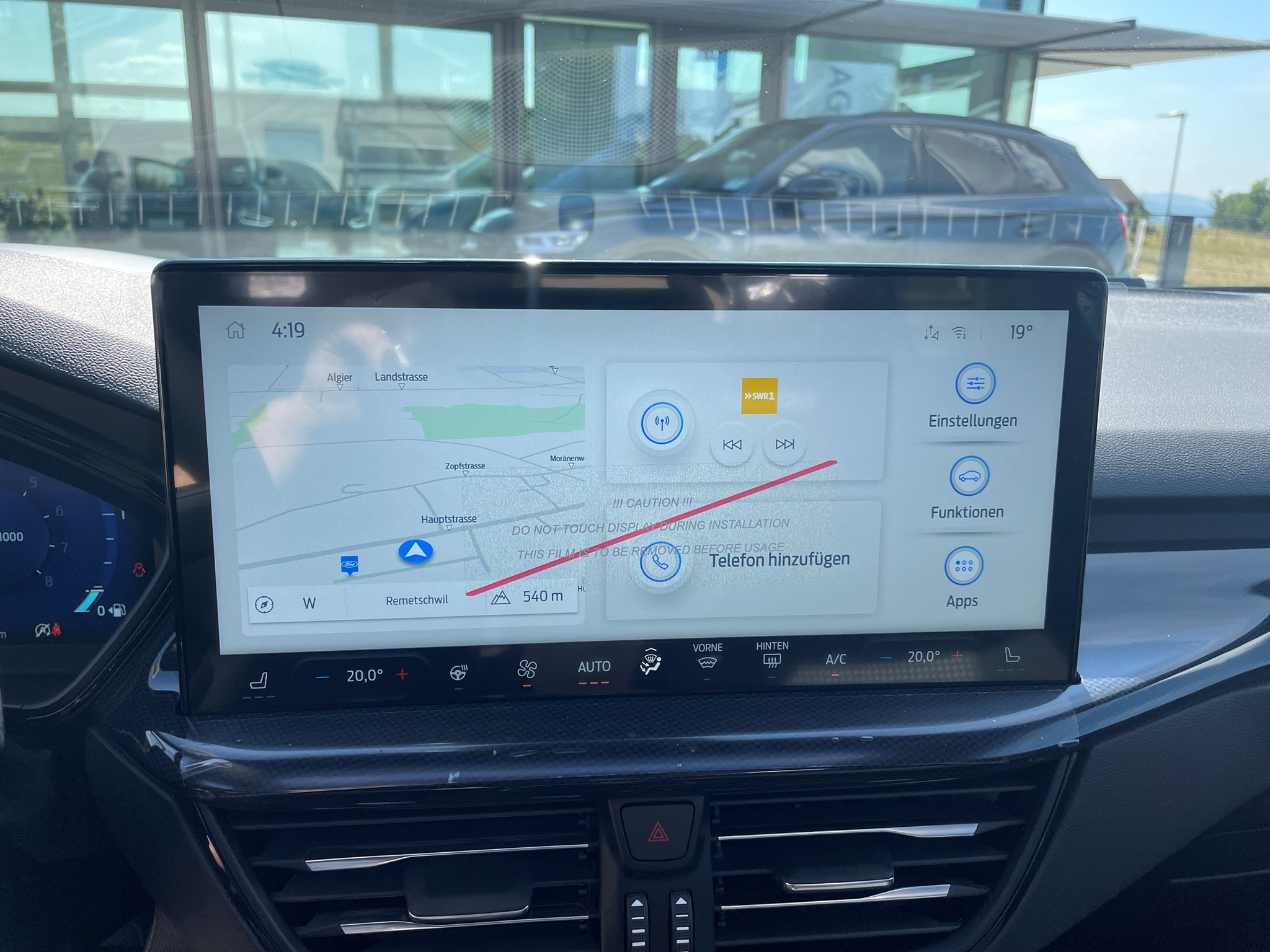 listing desktop thumbnail image 15