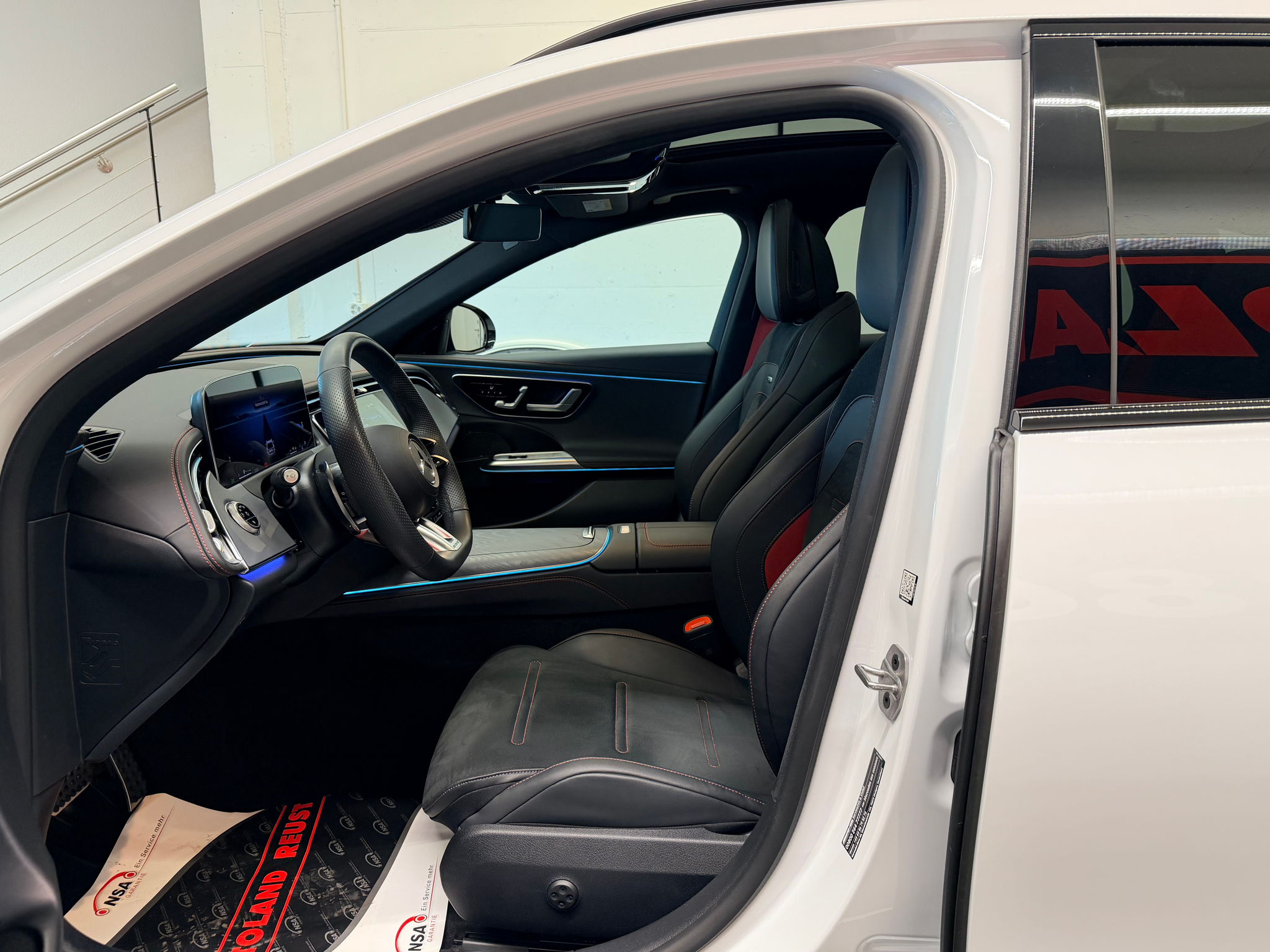 listing desktop thumbnail image 14