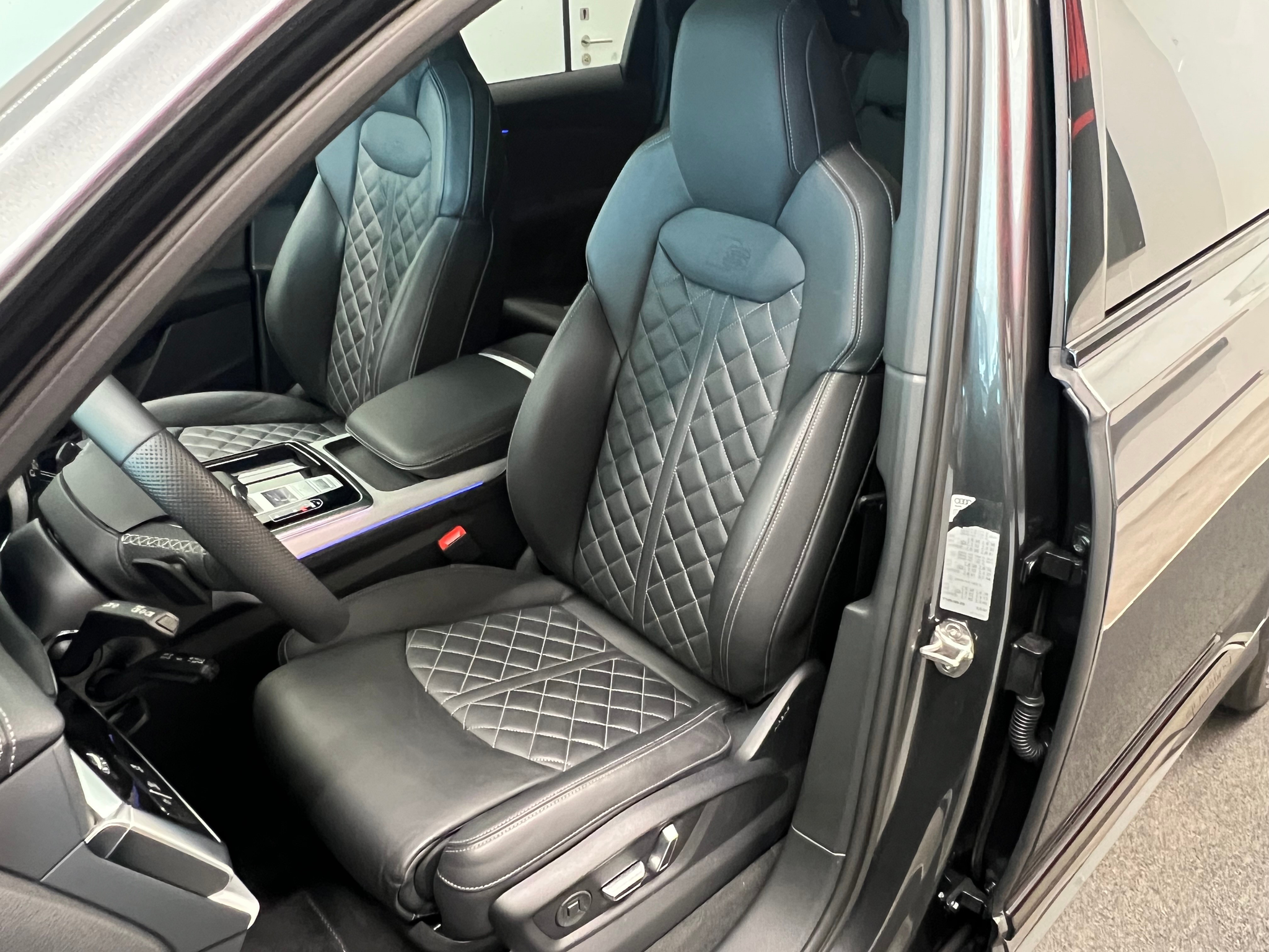 listing desktop thumbnail image 18