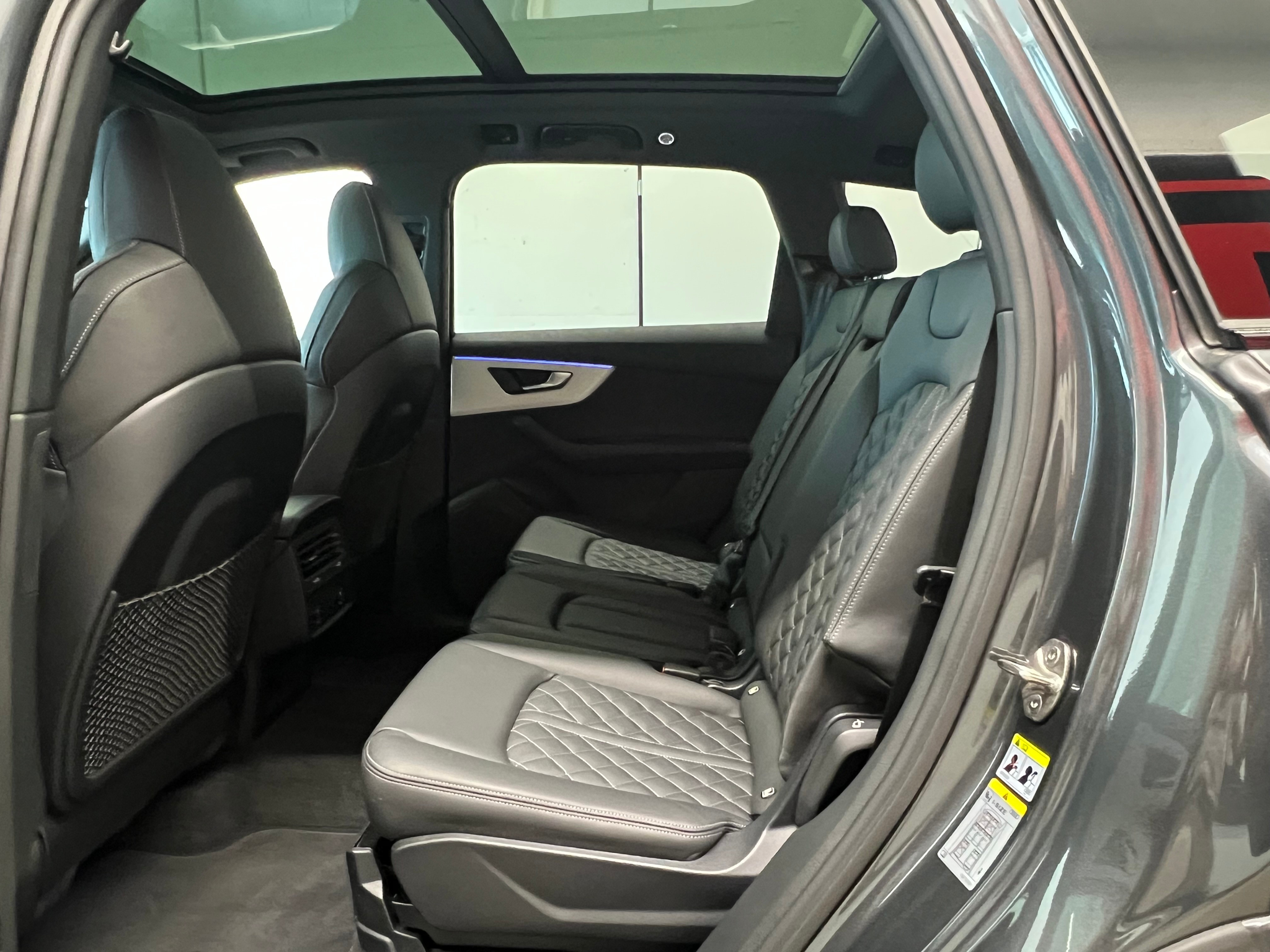 listing desktop thumbnail image 10