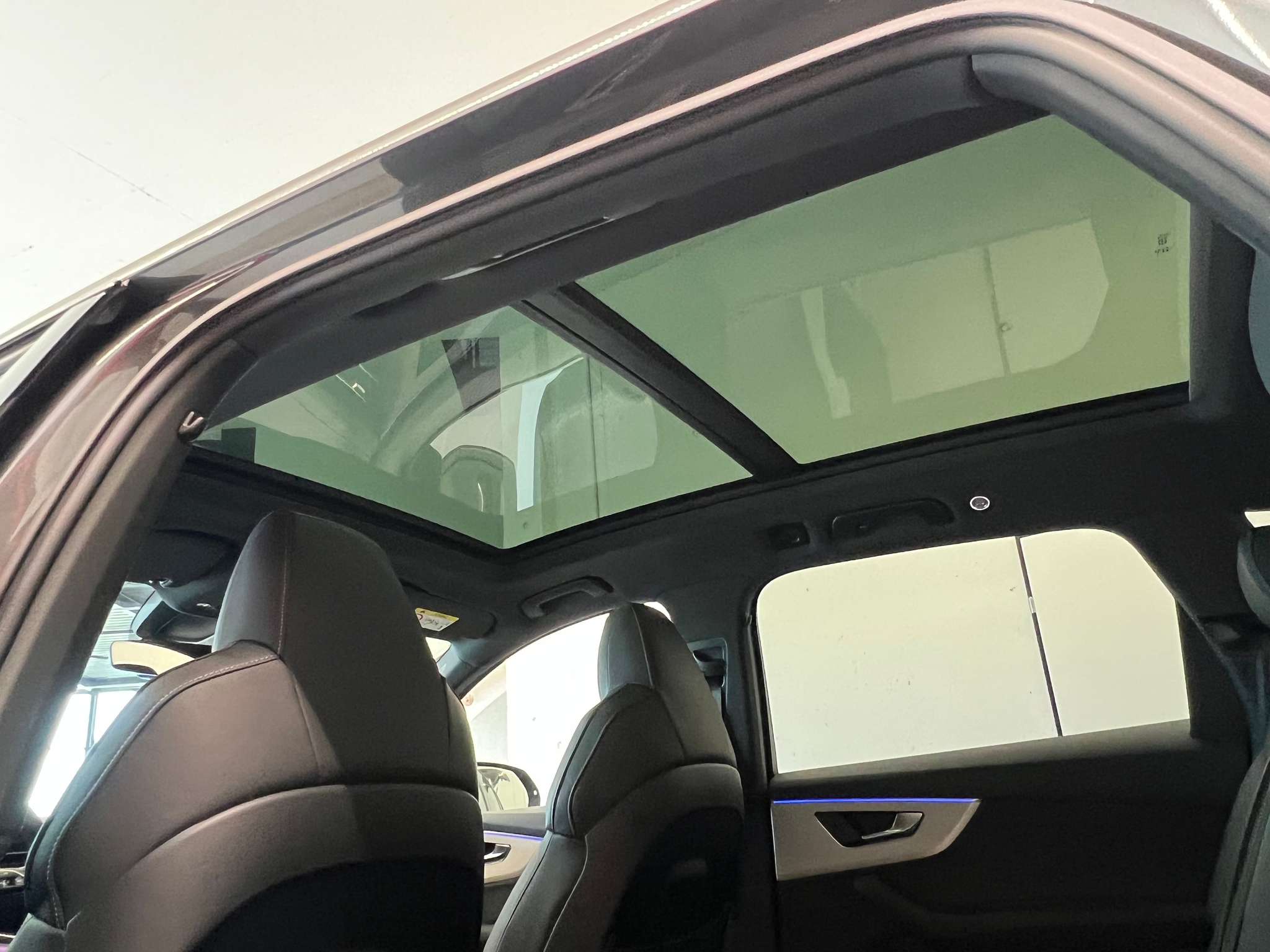 listing desktop thumbnail image 11