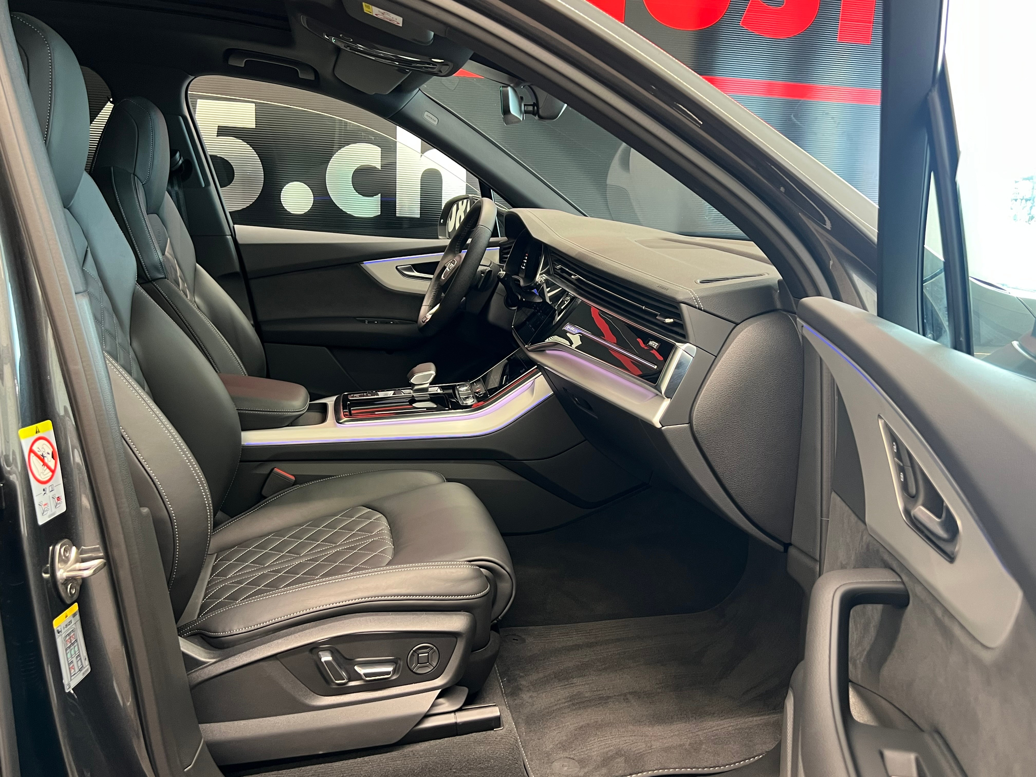 listing desktop thumbnail image 21