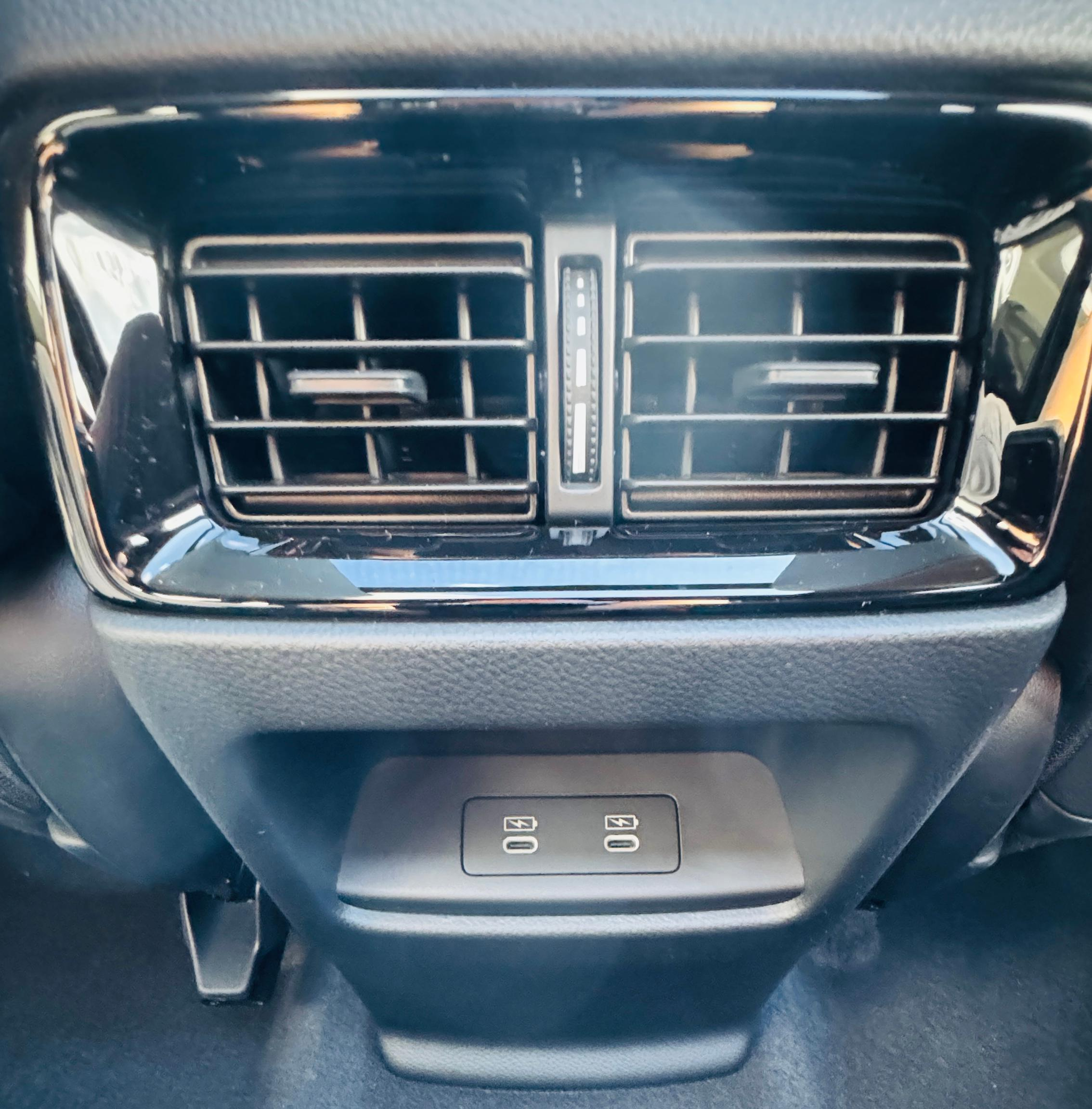 listing desktop thumbnail image 18