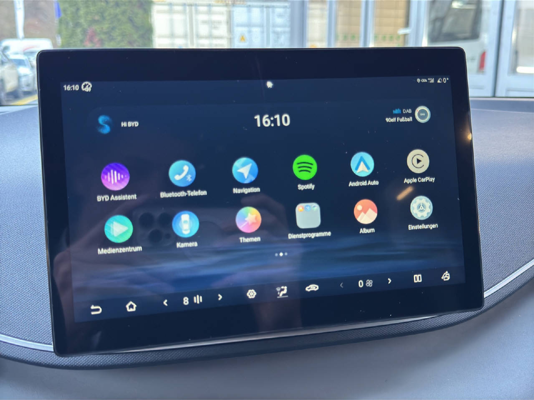 listing desktop thumbnail image 13