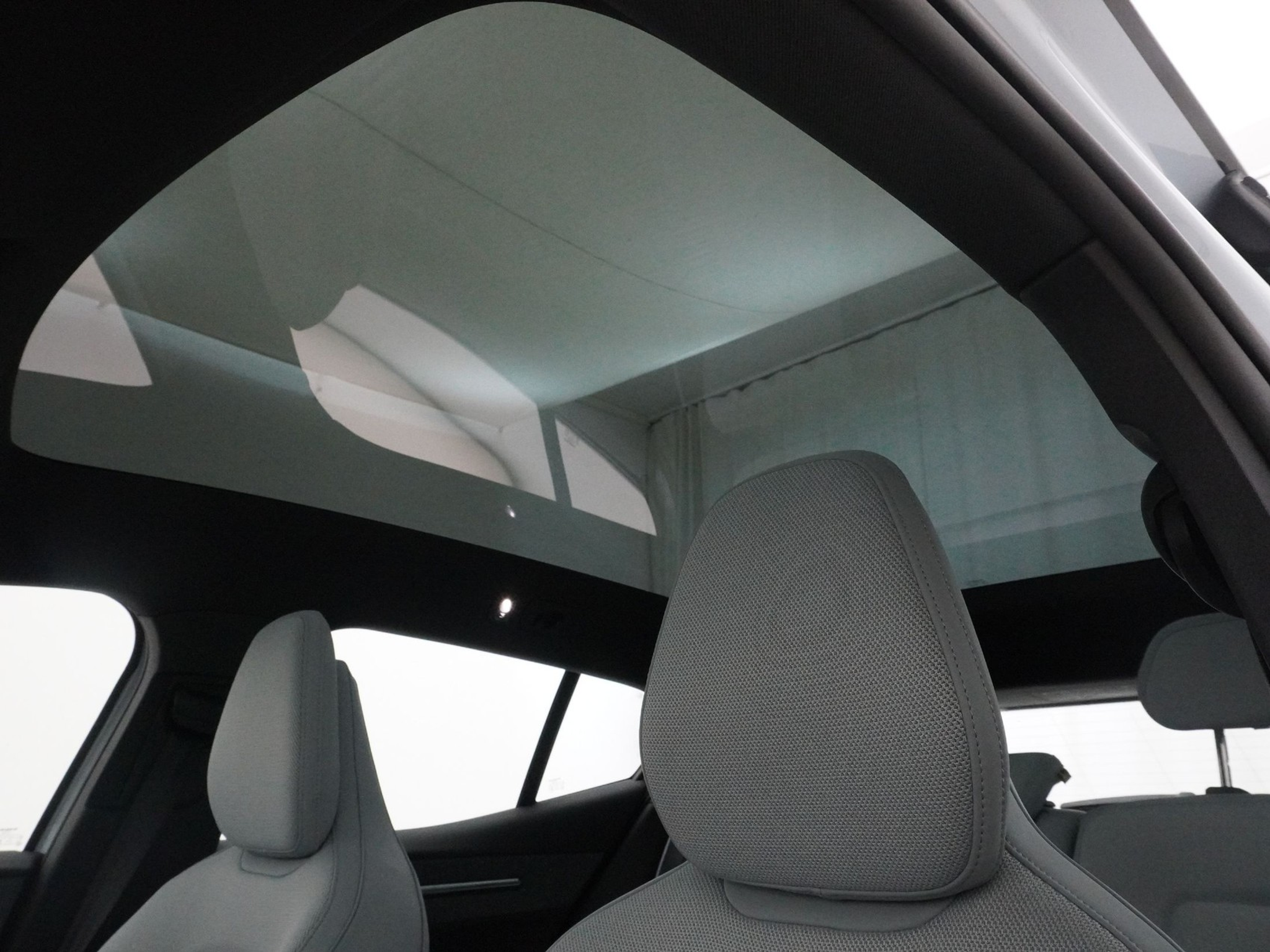 listing desktop thumbnail image 24