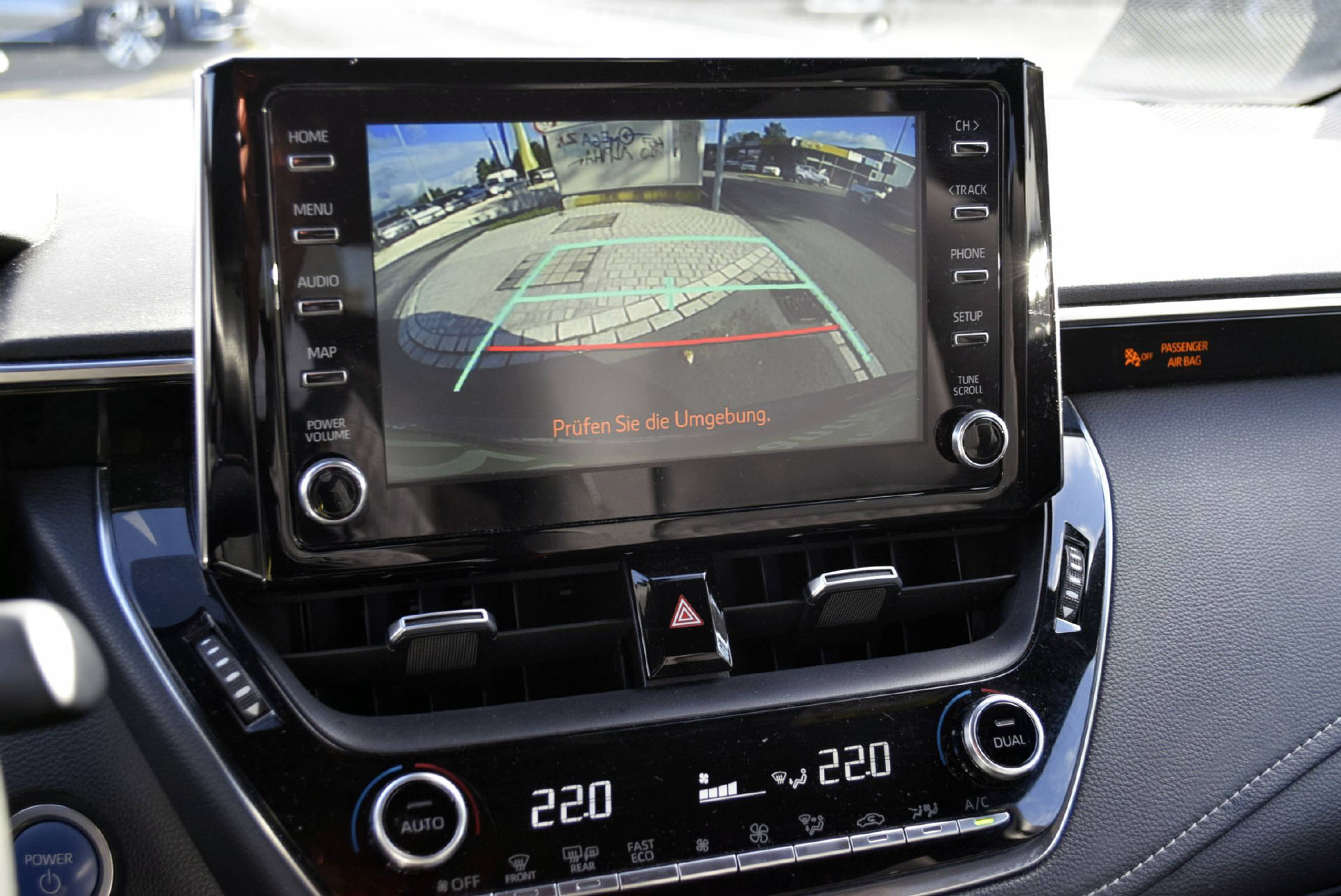 listing desktop thumbnail image 6