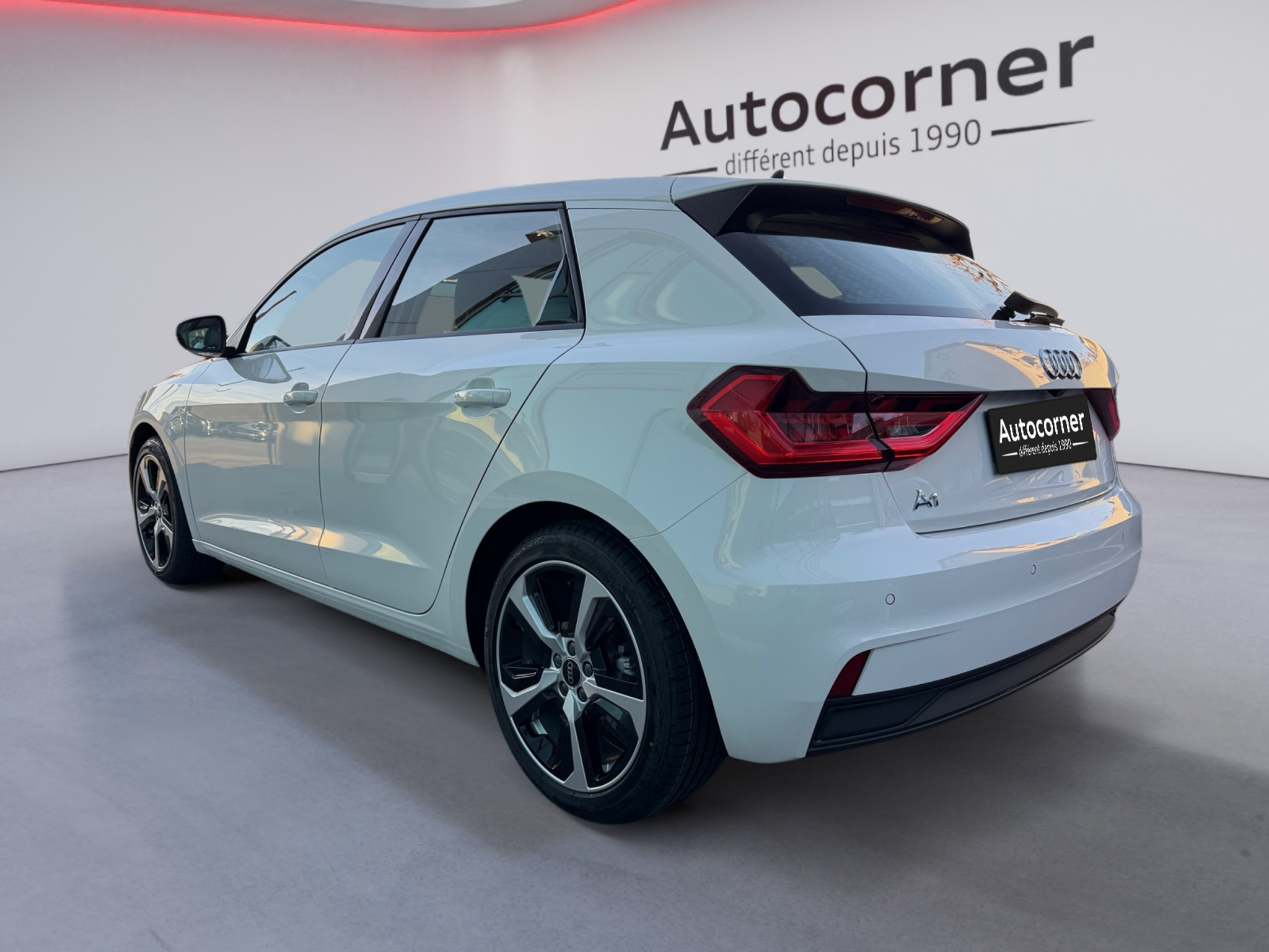 listing desktop thumbnail image 2