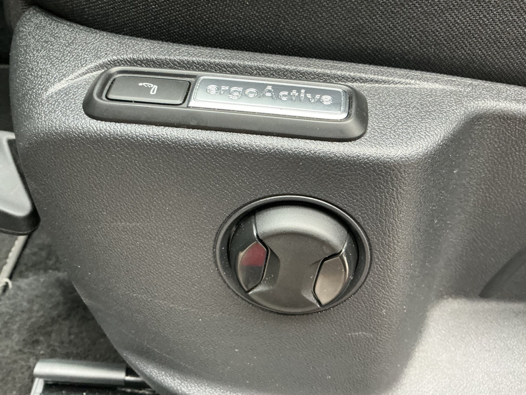 listing desktop thumbnail image 27