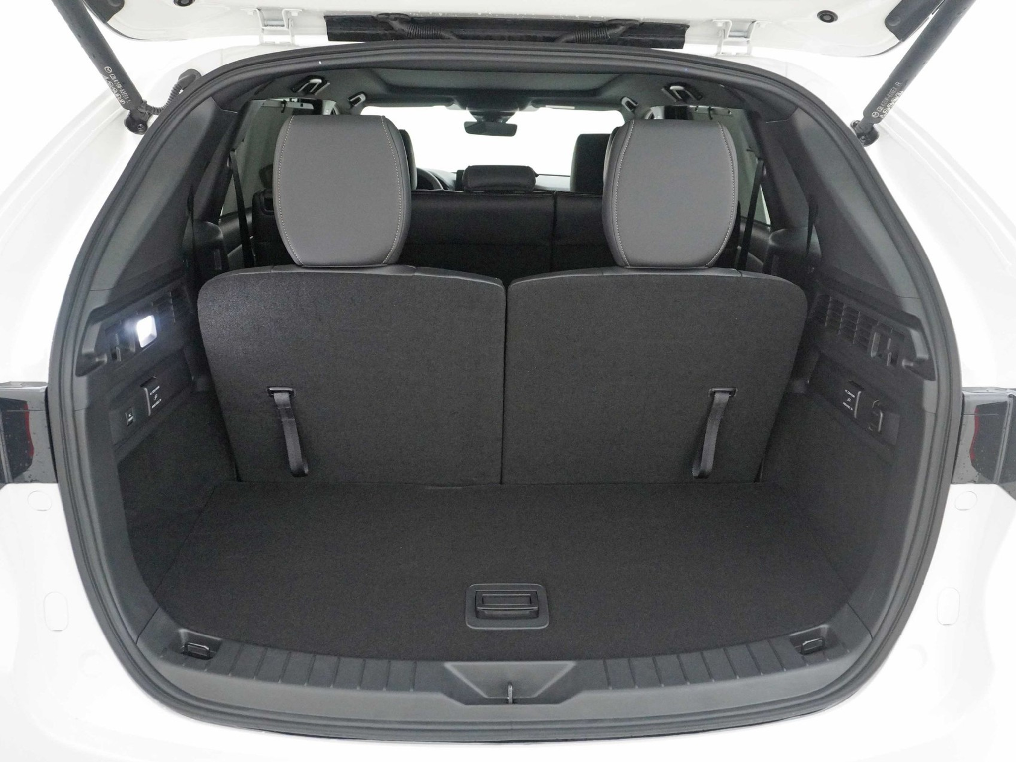 listing desktop thumbnail image 23