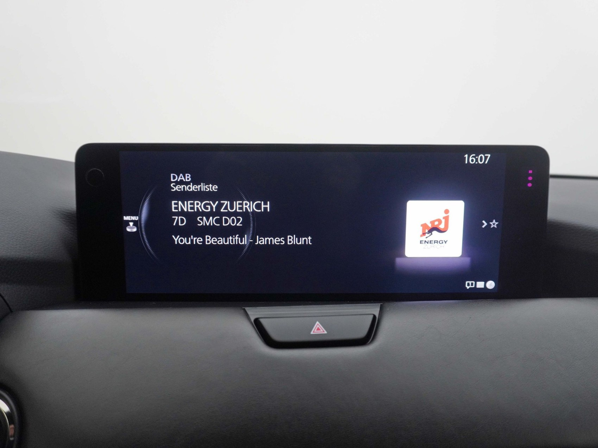 listing desktop thumbnail image 11