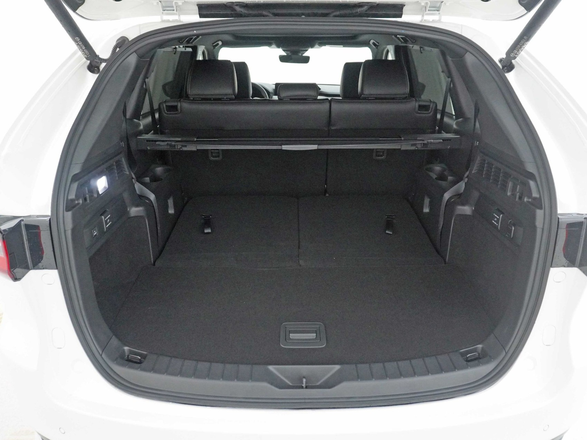 listing desktop thumbnail image 25