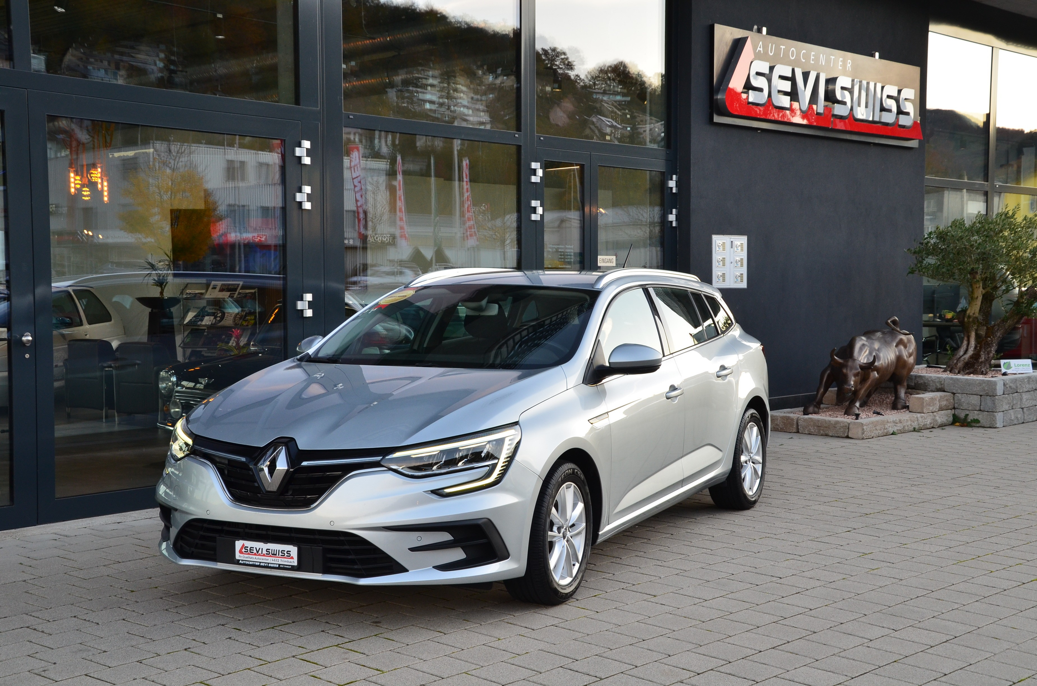 listing desktop thumbnail image 10