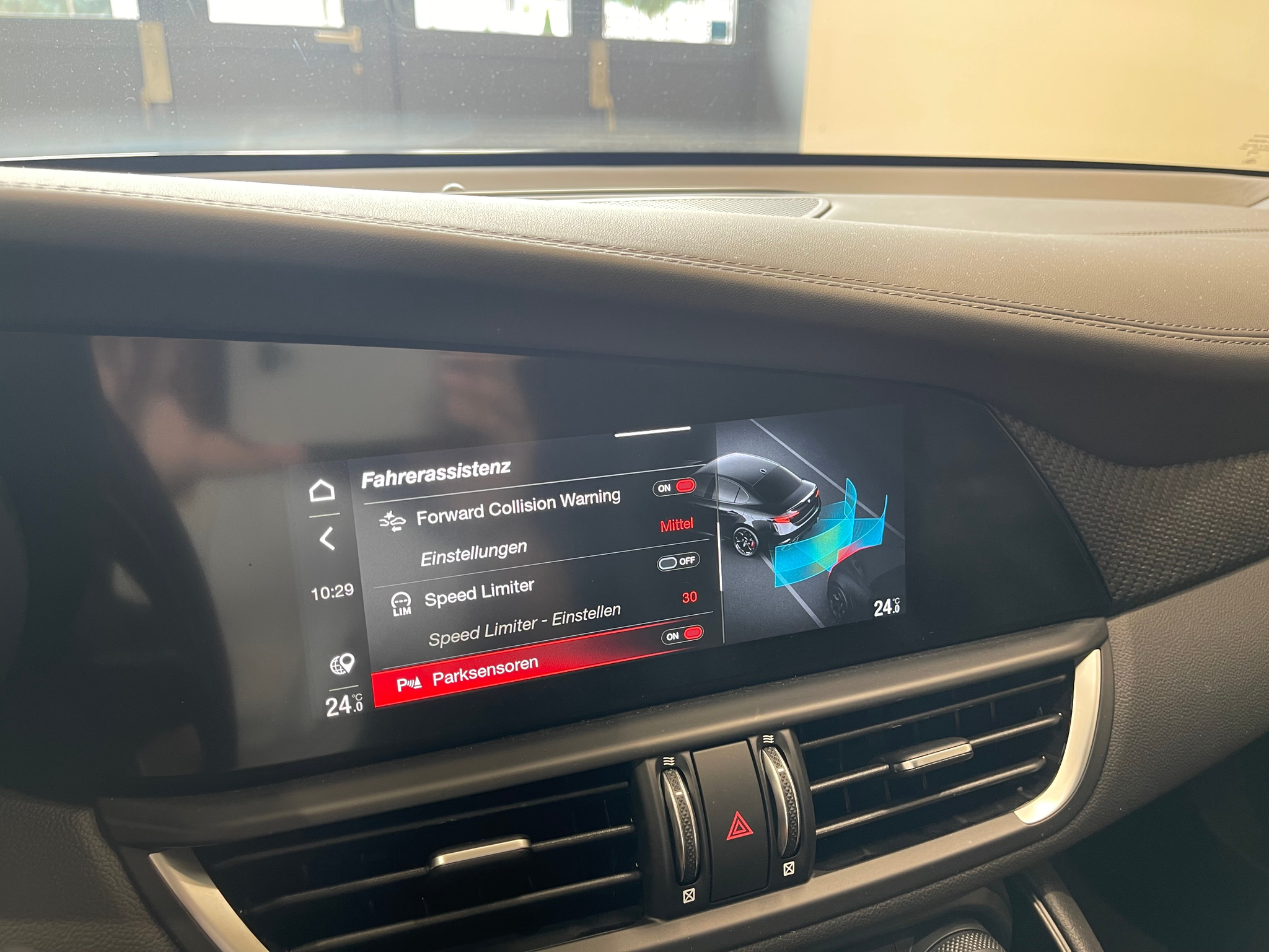 listing desktop thumbnail image 25