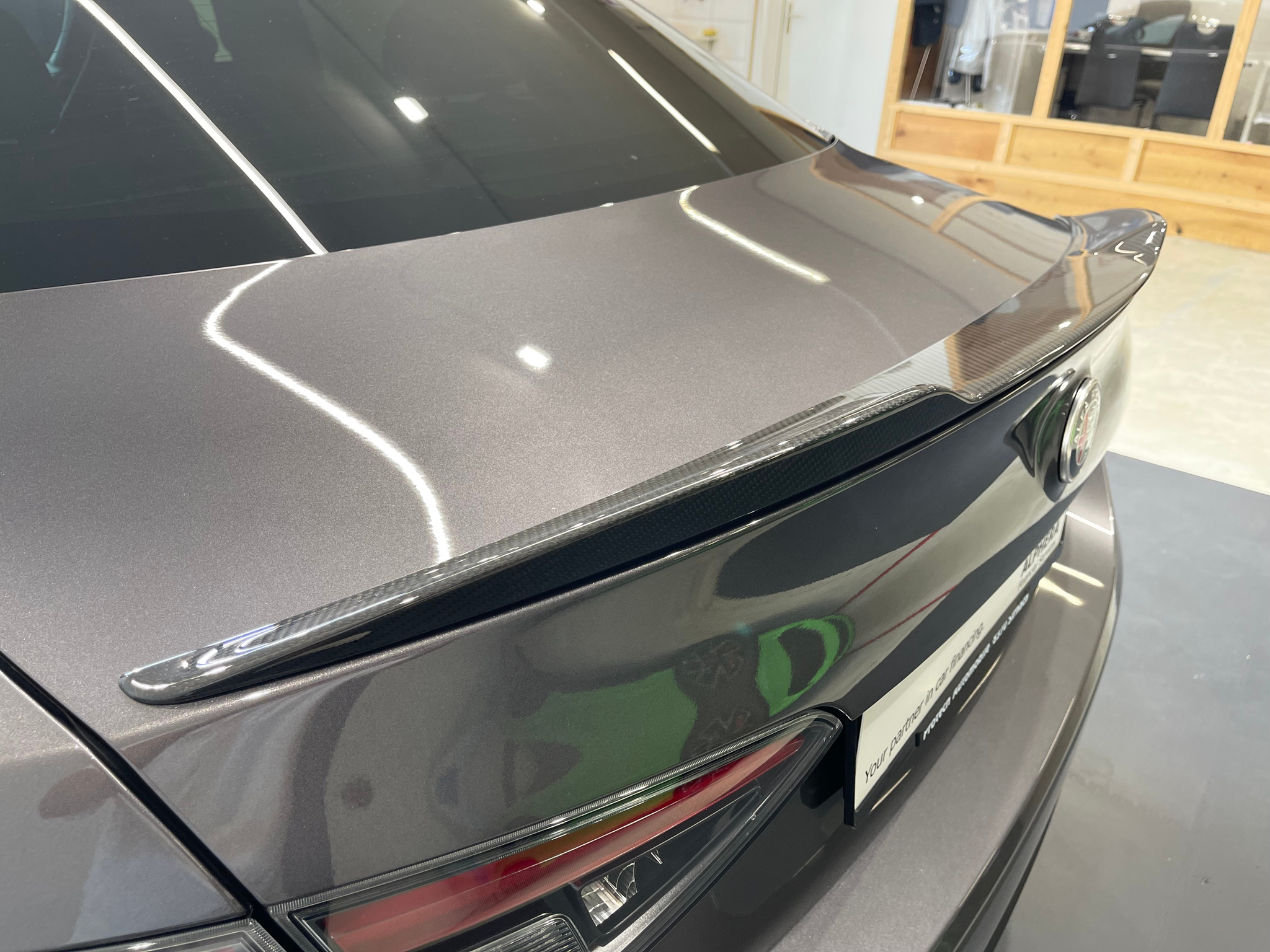 listing desktop thumbnail image 13