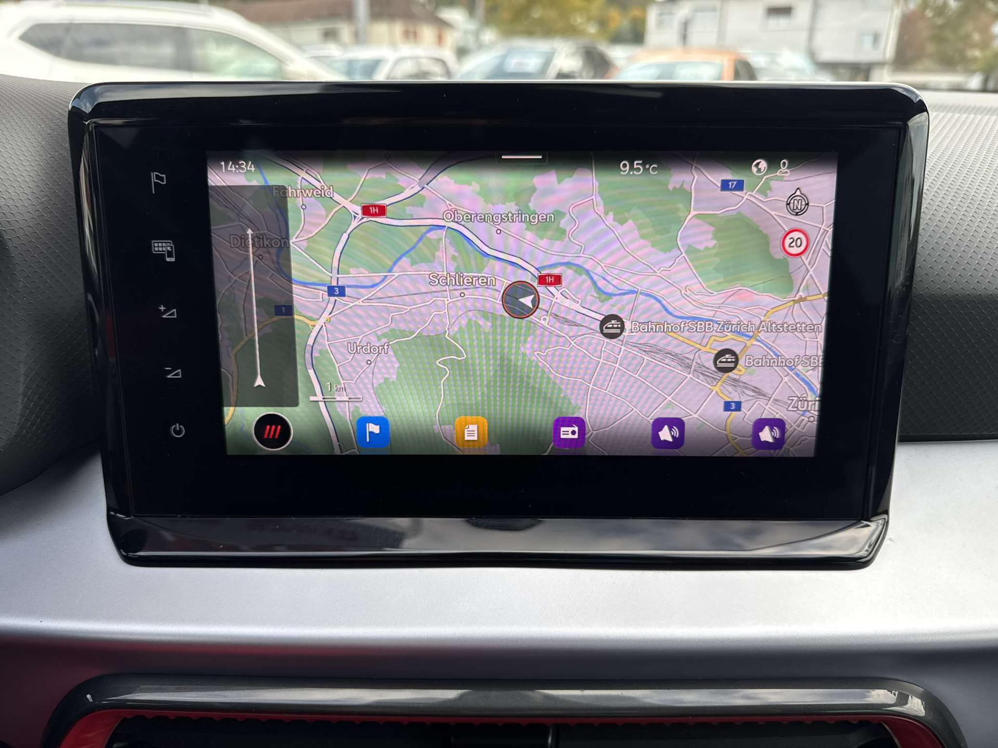 listing desktop thumbnail image 1