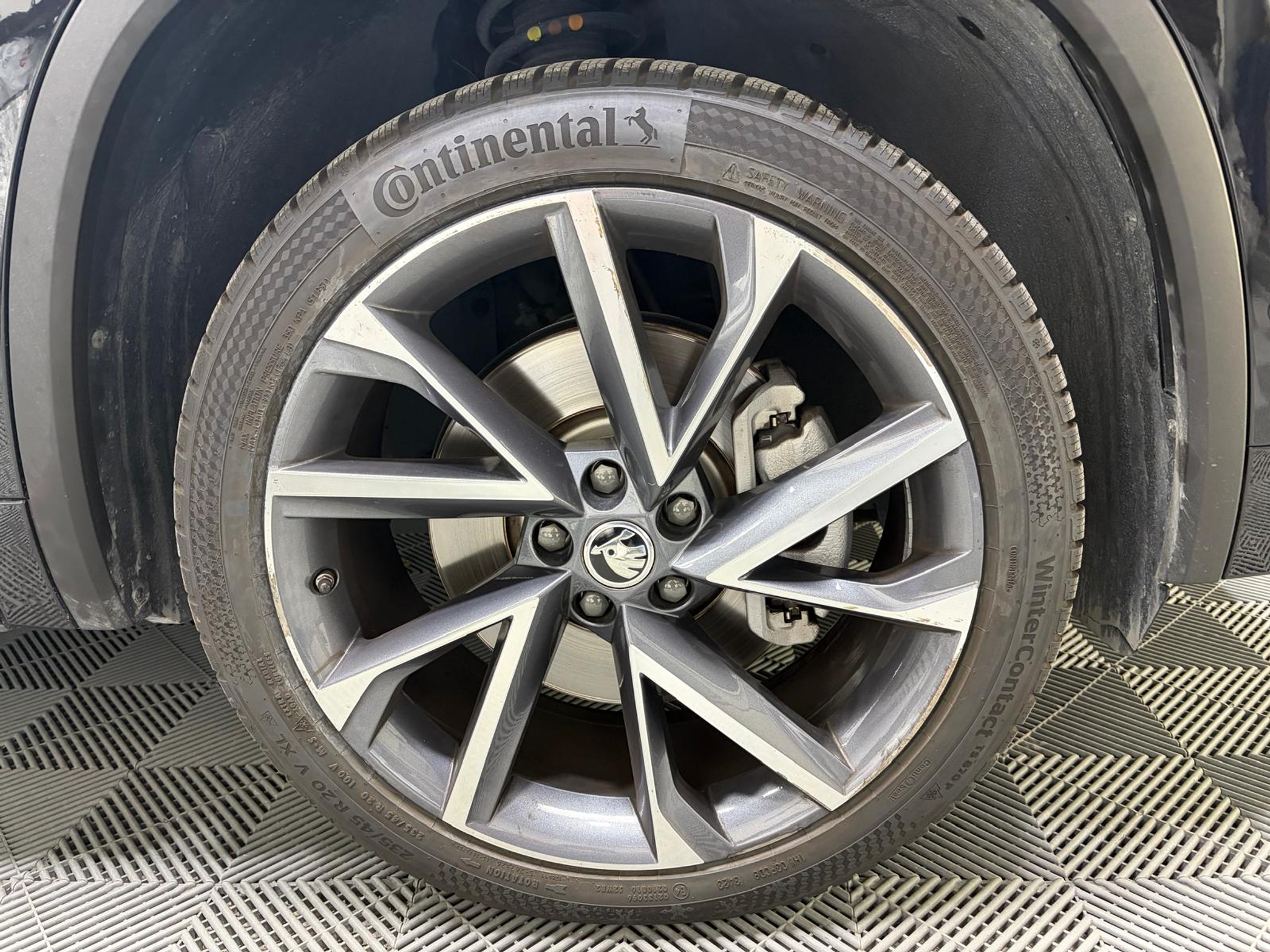 listing desktop thumbnail image 28