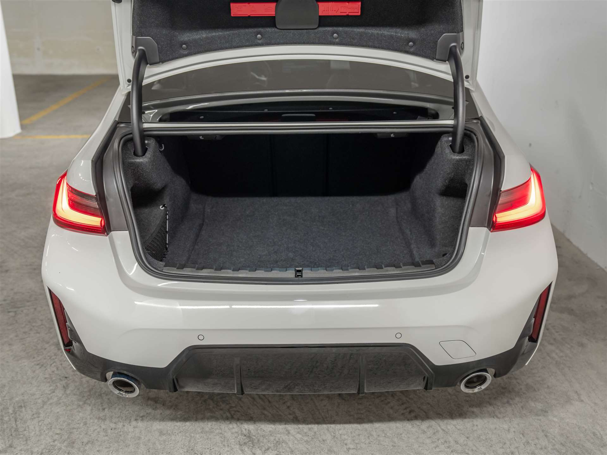 listing desktop thumbnail image 48